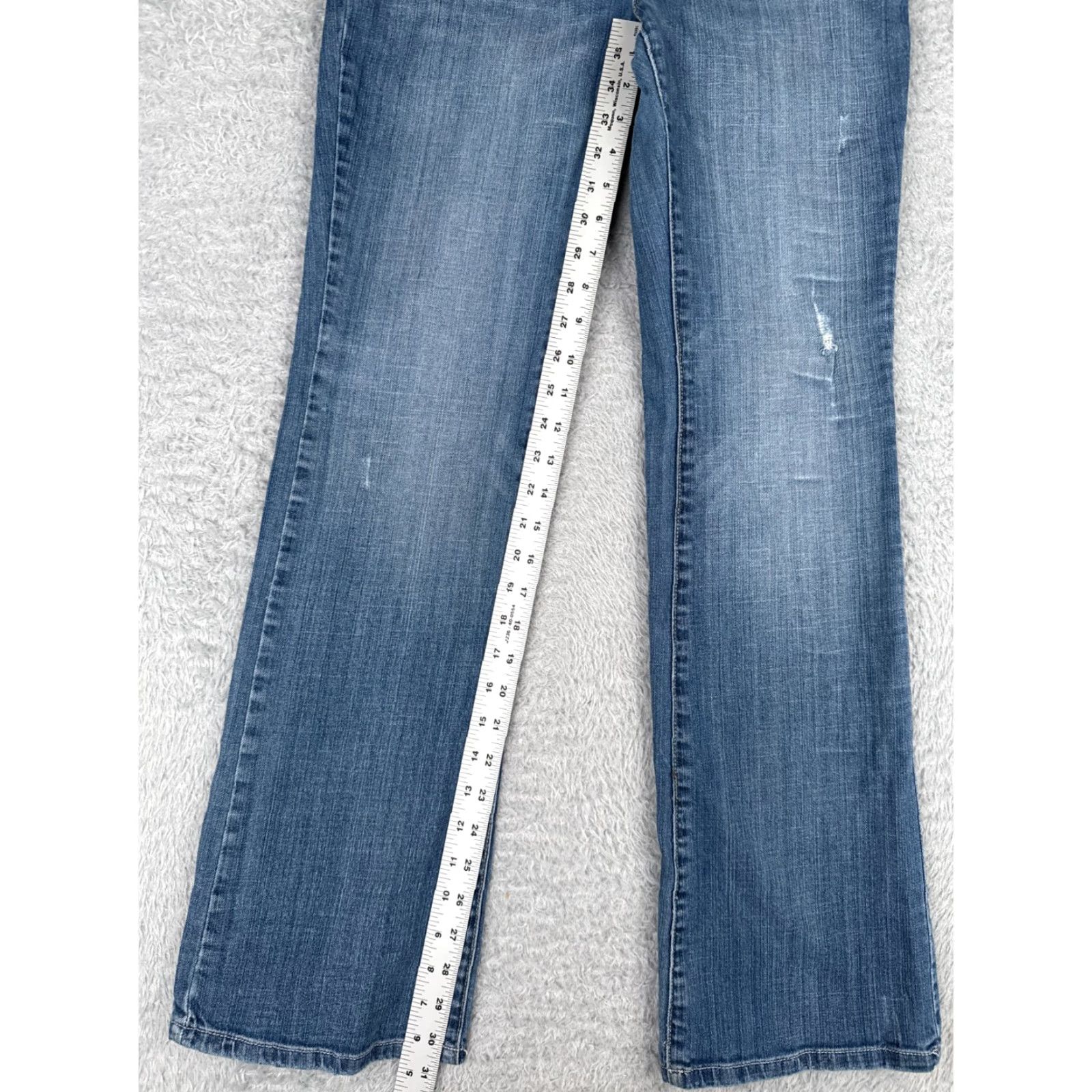 Mossimo Mossimo Jeans Bootcut Juniors 9 Blue Denim Distressed Low Rise 30x31 Cotton Blend 5-Pocket Womens Girls? Size 30" / US 8 / IT 44 - 7 Thumbnail