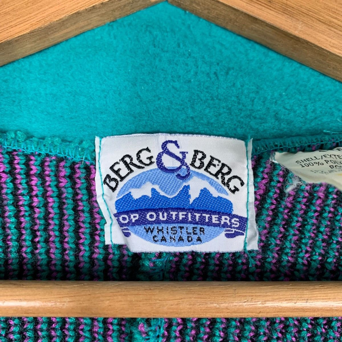 Berg & Berg Berg & Berg Whistler Canada Half Button Fleece #1410-C64 Size US S / EU 44-46 / 1 - 14 Thumbnail