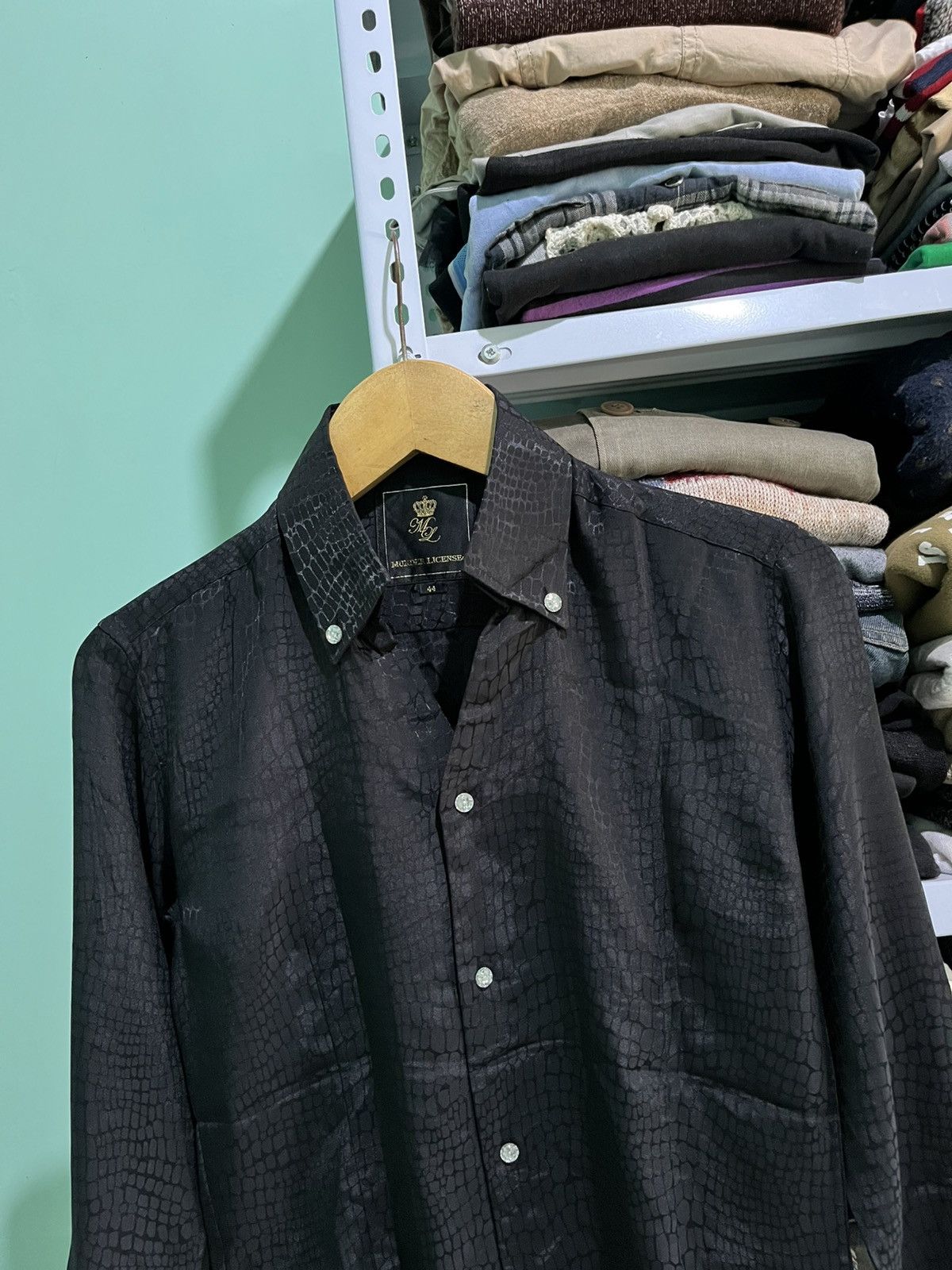 Murder License Murder License Crocodile Skin Motif Silk Shirt Size US S / EU 44-46 / 1 - 4 Thumbnail