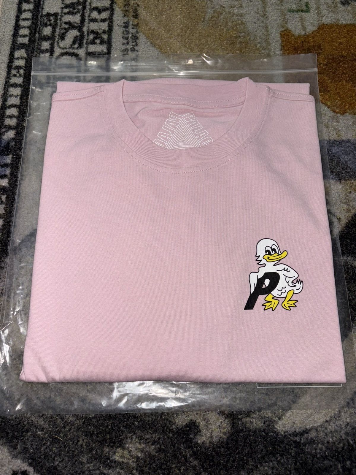 Palace Palace Duck Off T-Shirt Size US XL / EU 56 / 4 - 1 Thumbnail