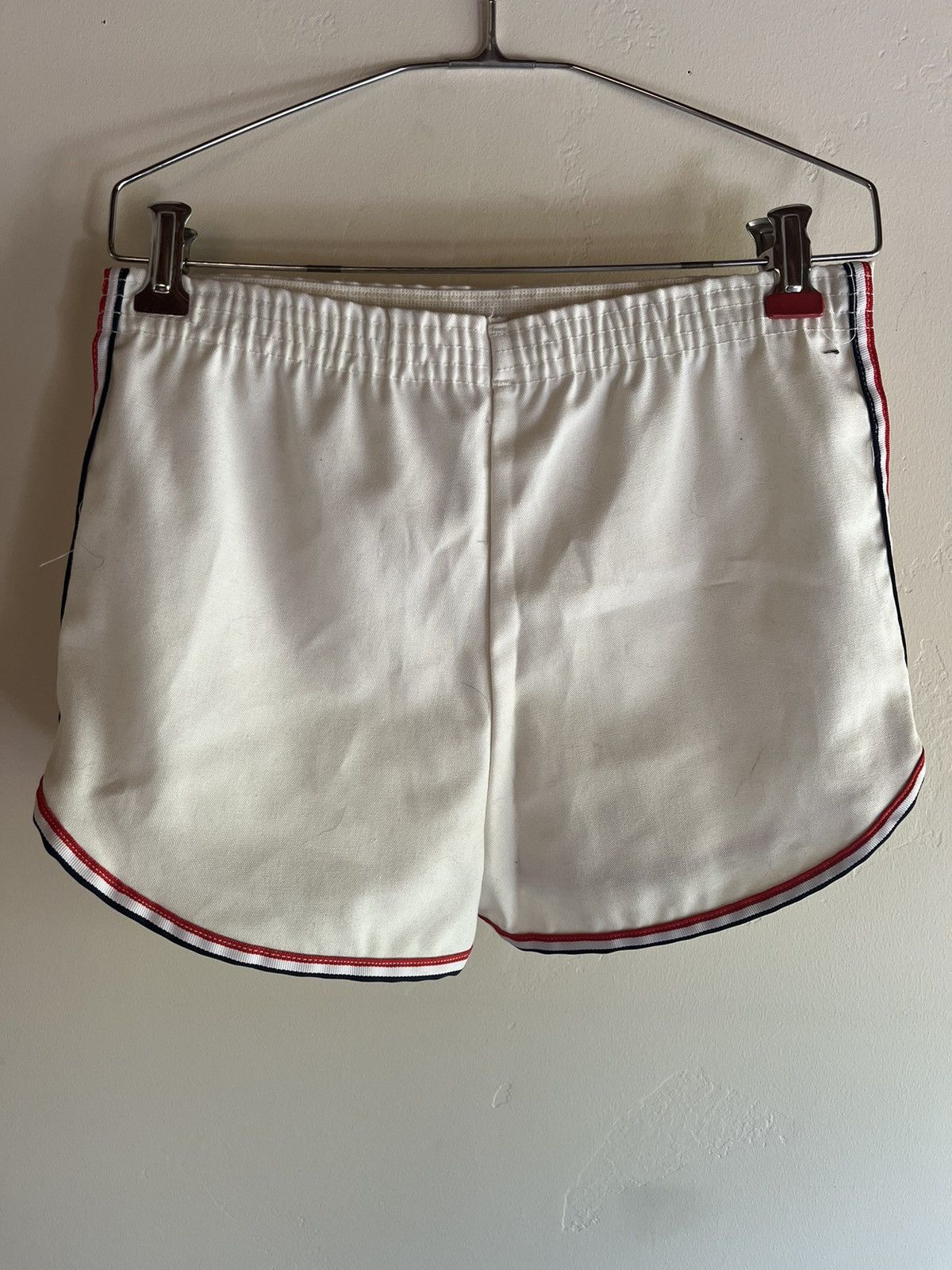 Vintage True Vintage Womens White Athletic shorts Deadstock With Tag Size 28" / US 6 / IT 42 - 2 Thumbnail