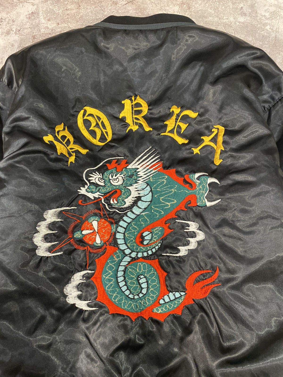 Vintage Vintage Embroidered Korea Dragon Souvenir Jacket Size US M / EU 48-50 / 2 - 3 Thumbnail