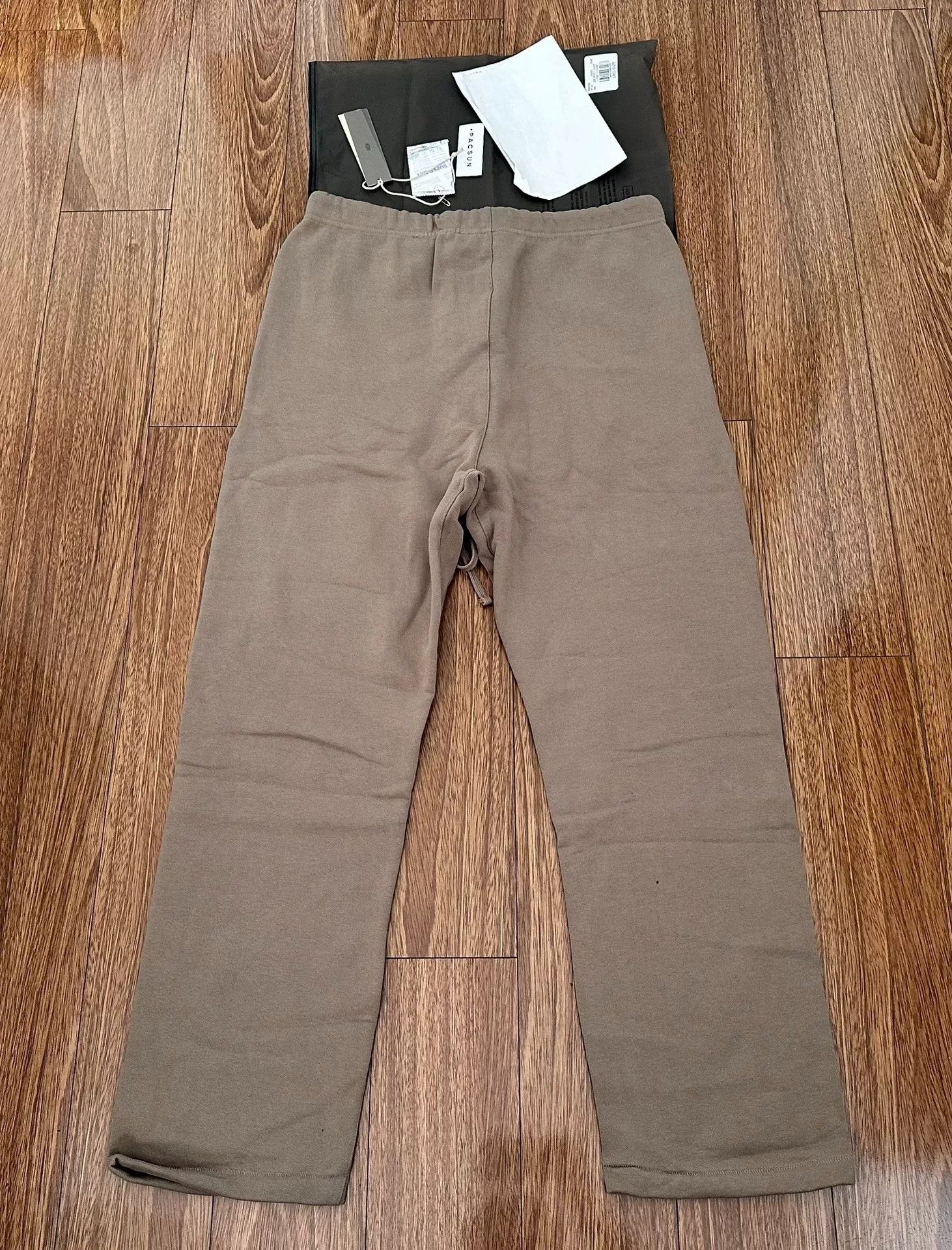 Fear of God Fear of God Essentials FW22 Relaxed Sweatpant Size US 30 / EU 46 - 1 Thumbnail