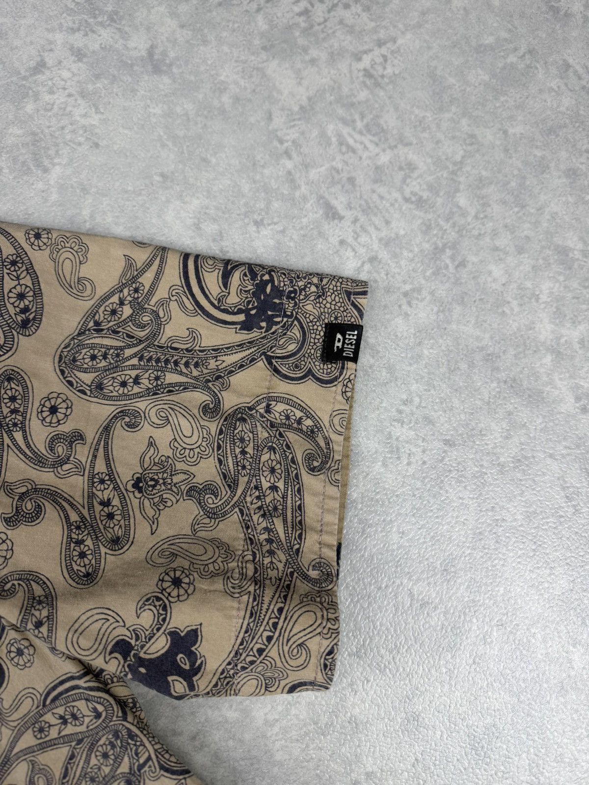 Diesel Vintage Diesel Paisley Short Sleeve Shirt Size XL Size US XL / EU 56 / 4 - 4 Thumbnail