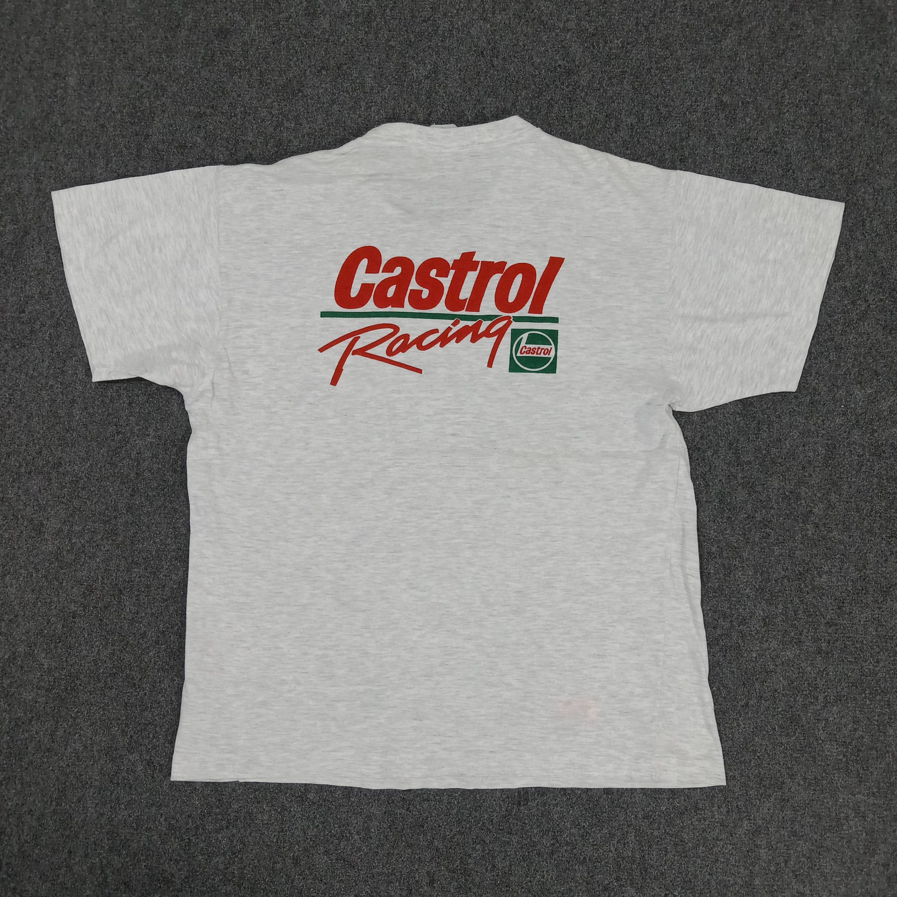 Vintage Castrol Racing Team Oil Lubricant Motorsports Tshirt Size US M / EU 48-50 / 2 - 1 Thumbnail