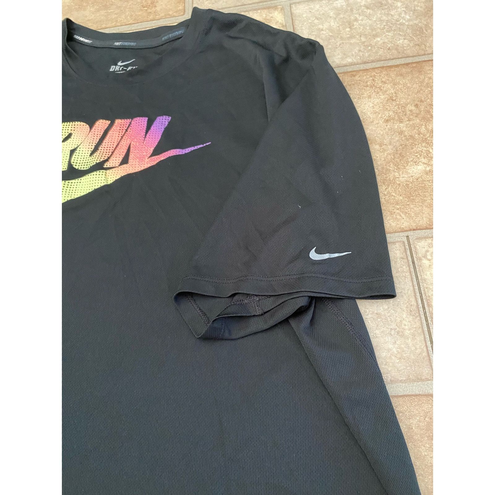 Nike 2pcs Nike Dri-Fit Run Tshirts Black and Gray Men’s XL Size US XL / EU 56 / 4 - 5 Thumbnail