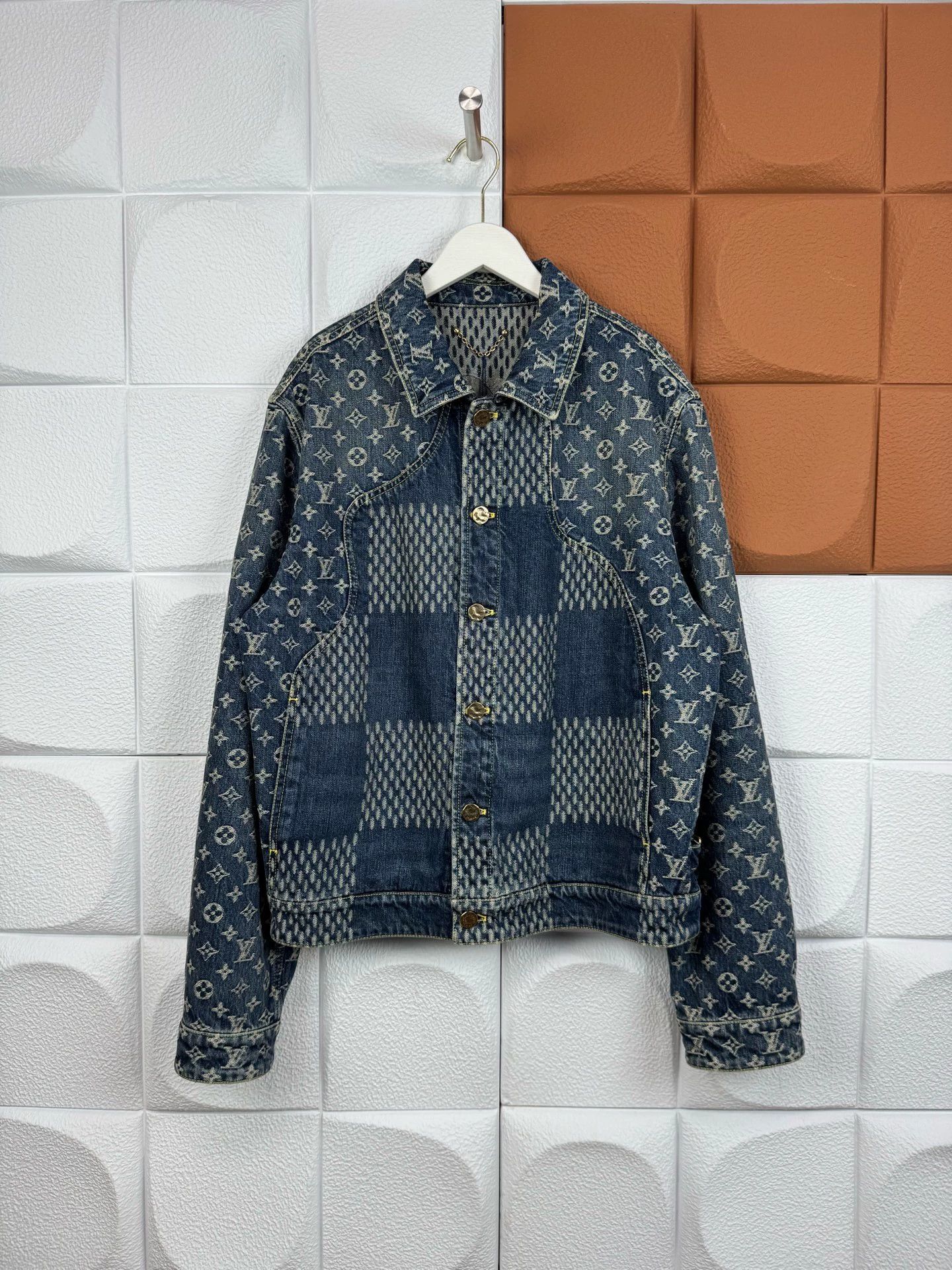 Louis Vuitton Louis Vuitton lv nigo denim jacket 48 new Size US M / EU 48-50 / 2 - 1 Thumbnail