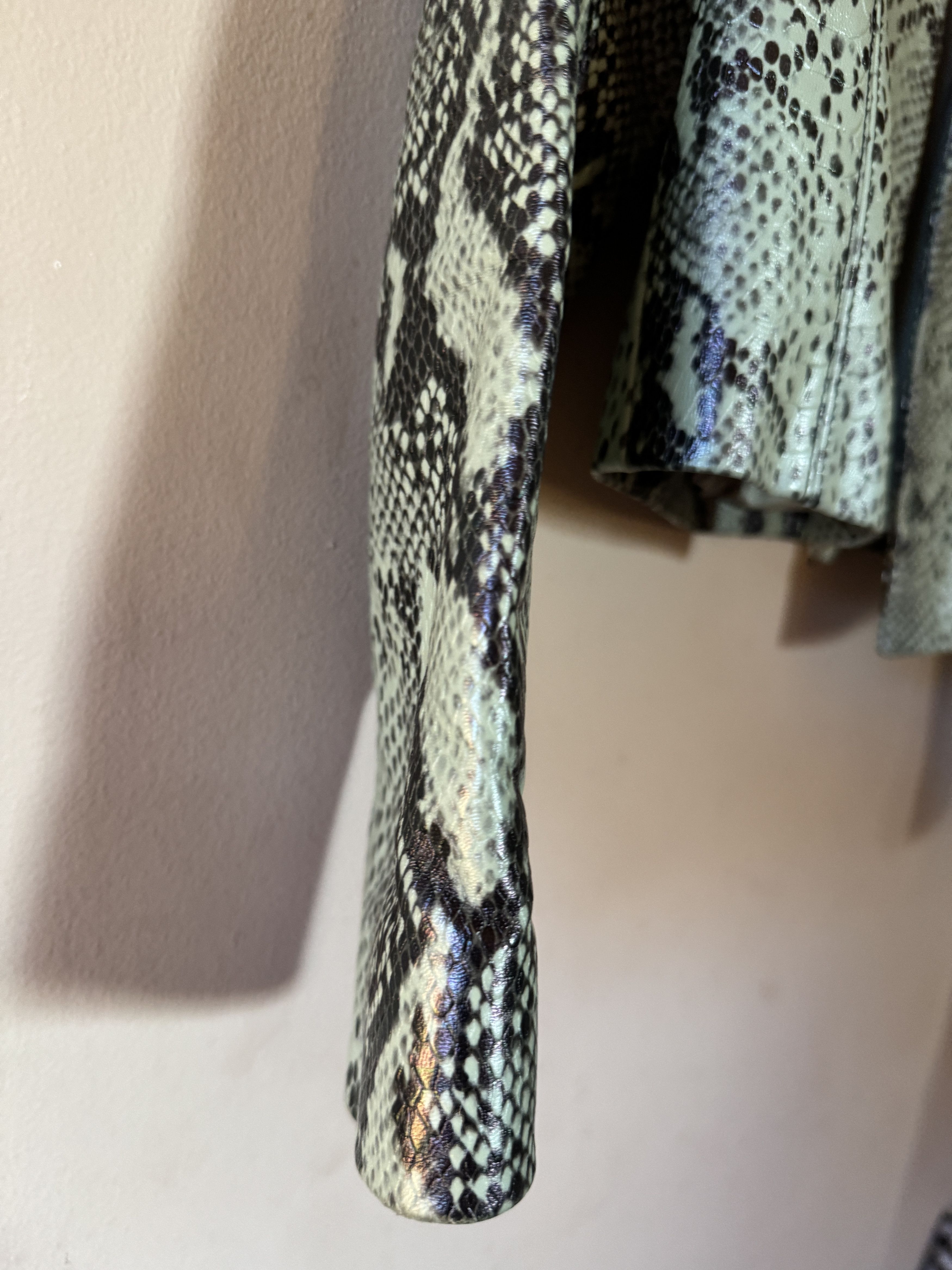 Alice + Olivia Snake Print Leather Jacket Size XS / US 0-2 / IT 36-38 - 6 Thumbnail