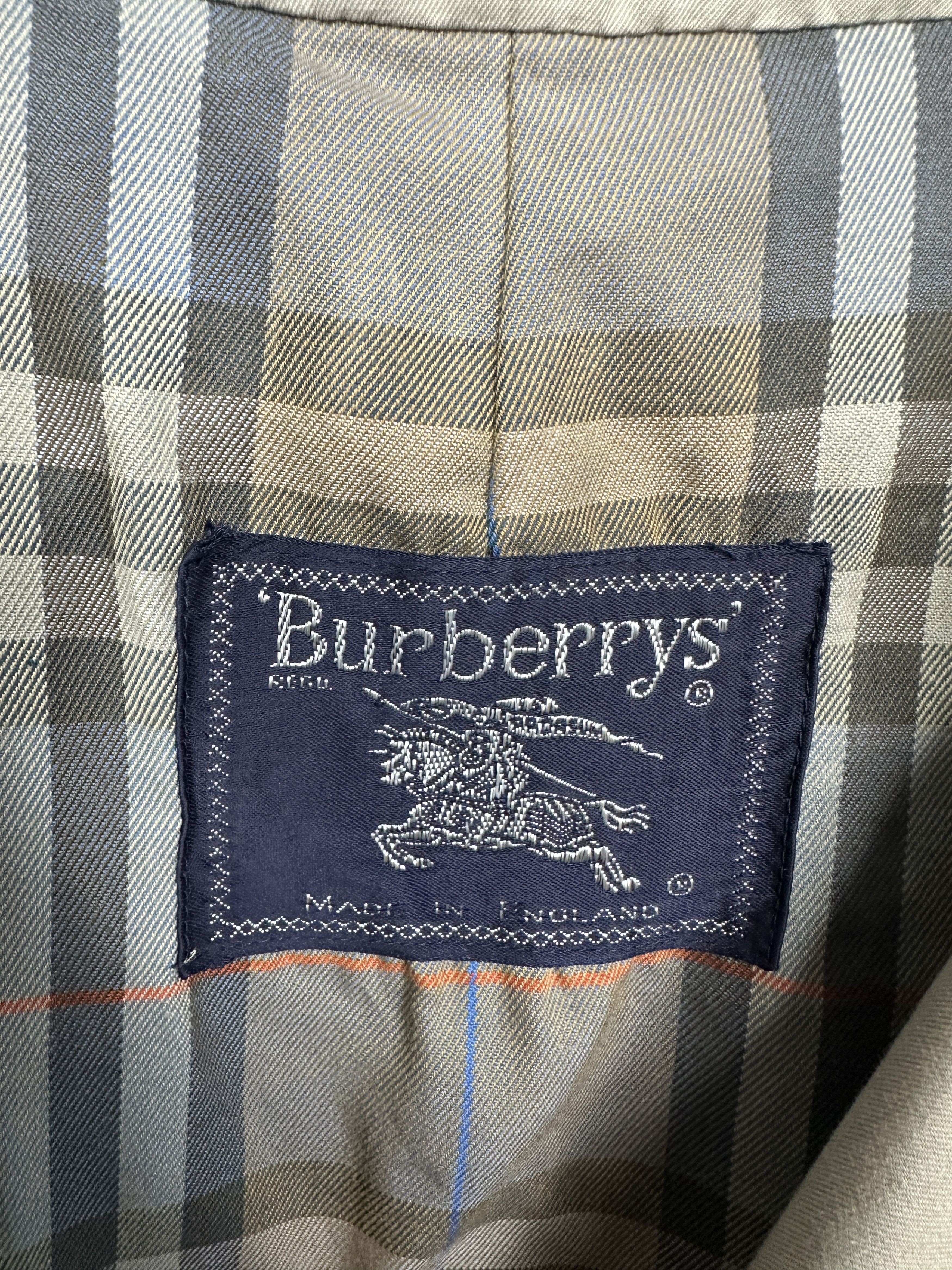 Burberry Burberrys London Vintage Womens Trench Coat Jacket Size M / US 6-8 / IT 42-44 - 3 Thumbnail