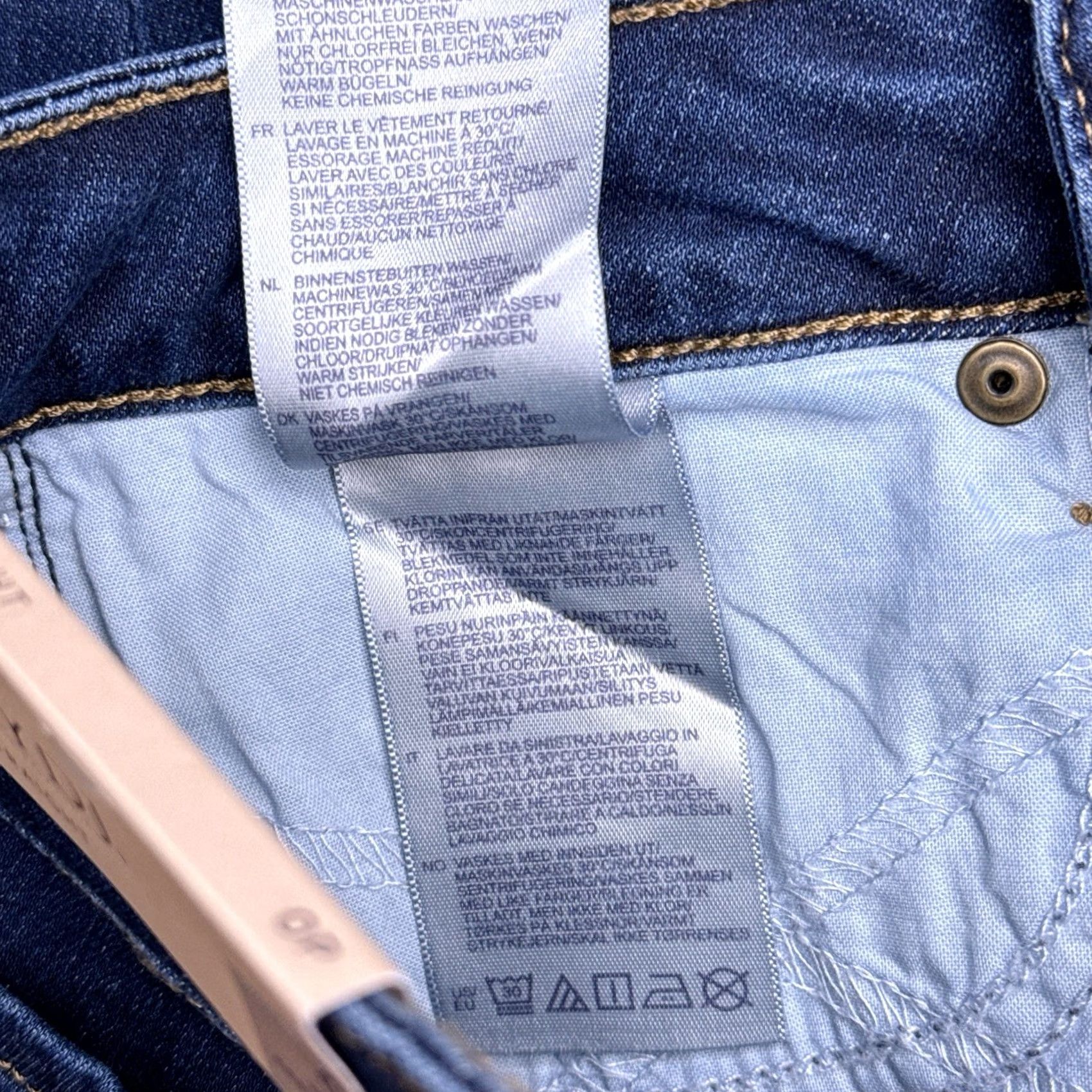 NYDJ NYDJ Marilyn Straight Jeans 0P Petite Mid Rise Stretch Denim Button Logo 5-Pocket Blue Jeans Mens Womens Girls Boys Size 25" / US 0 / IT 36 - 7 Thumbnail