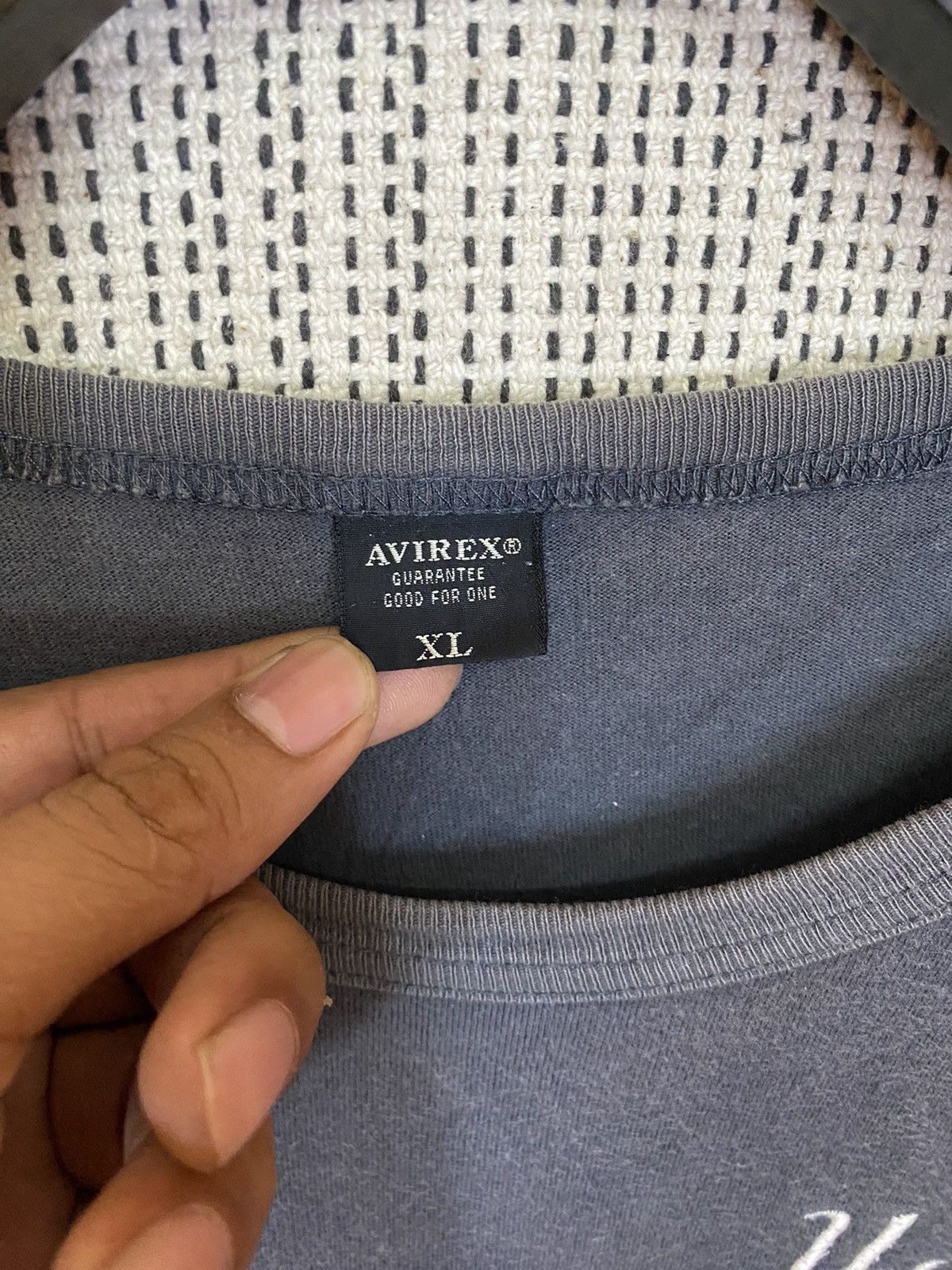 Avirex × Japanese Brand Avirex tshirt emboidery design sun faded Size US XL / EU 56 / 4 - 5 Thumbnail
