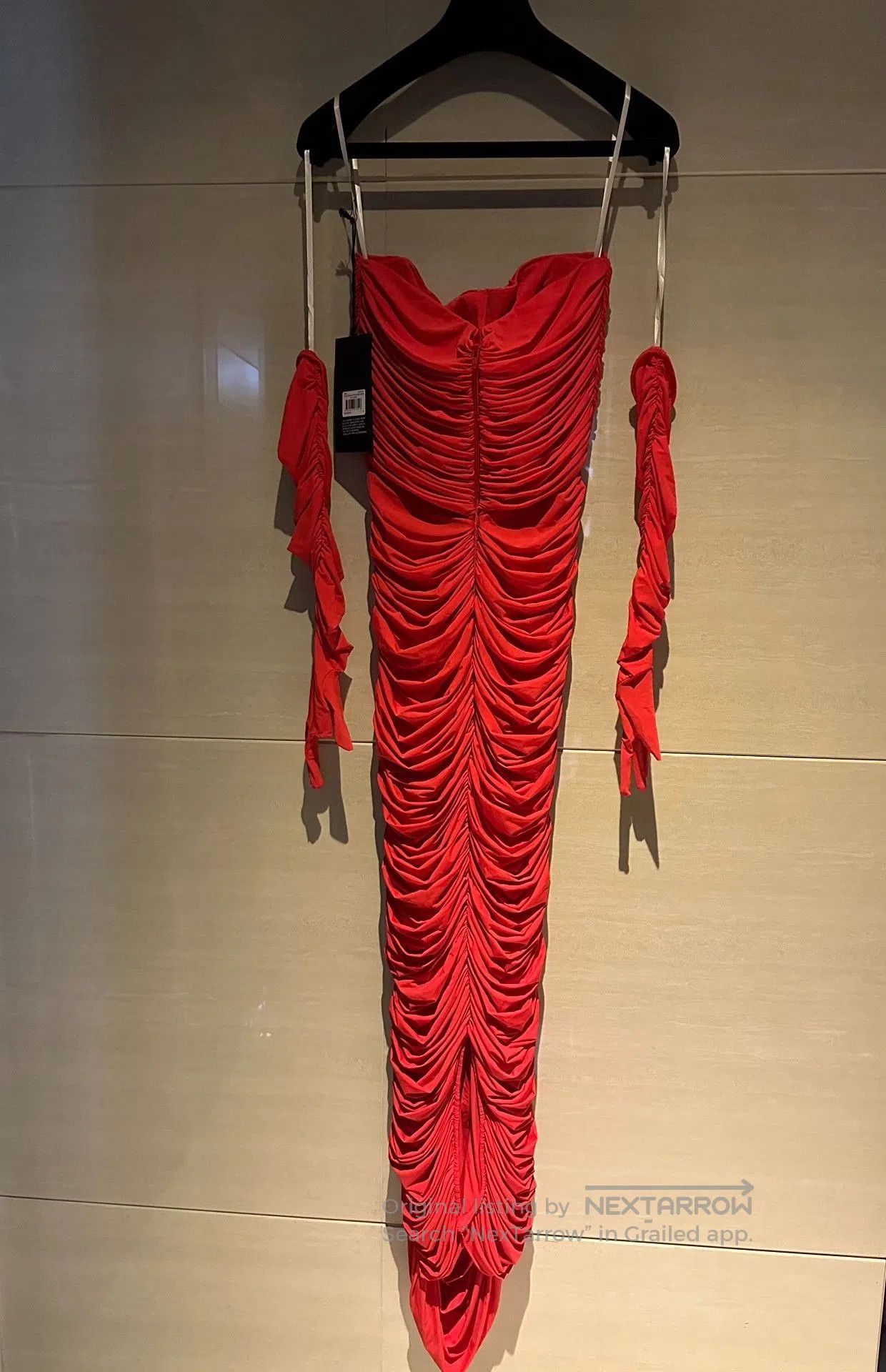 Alex Perry Alex Perry Strapless Ruched Maxi Dress. Size S / US 4 / IT 40 - 1 Thumbnail