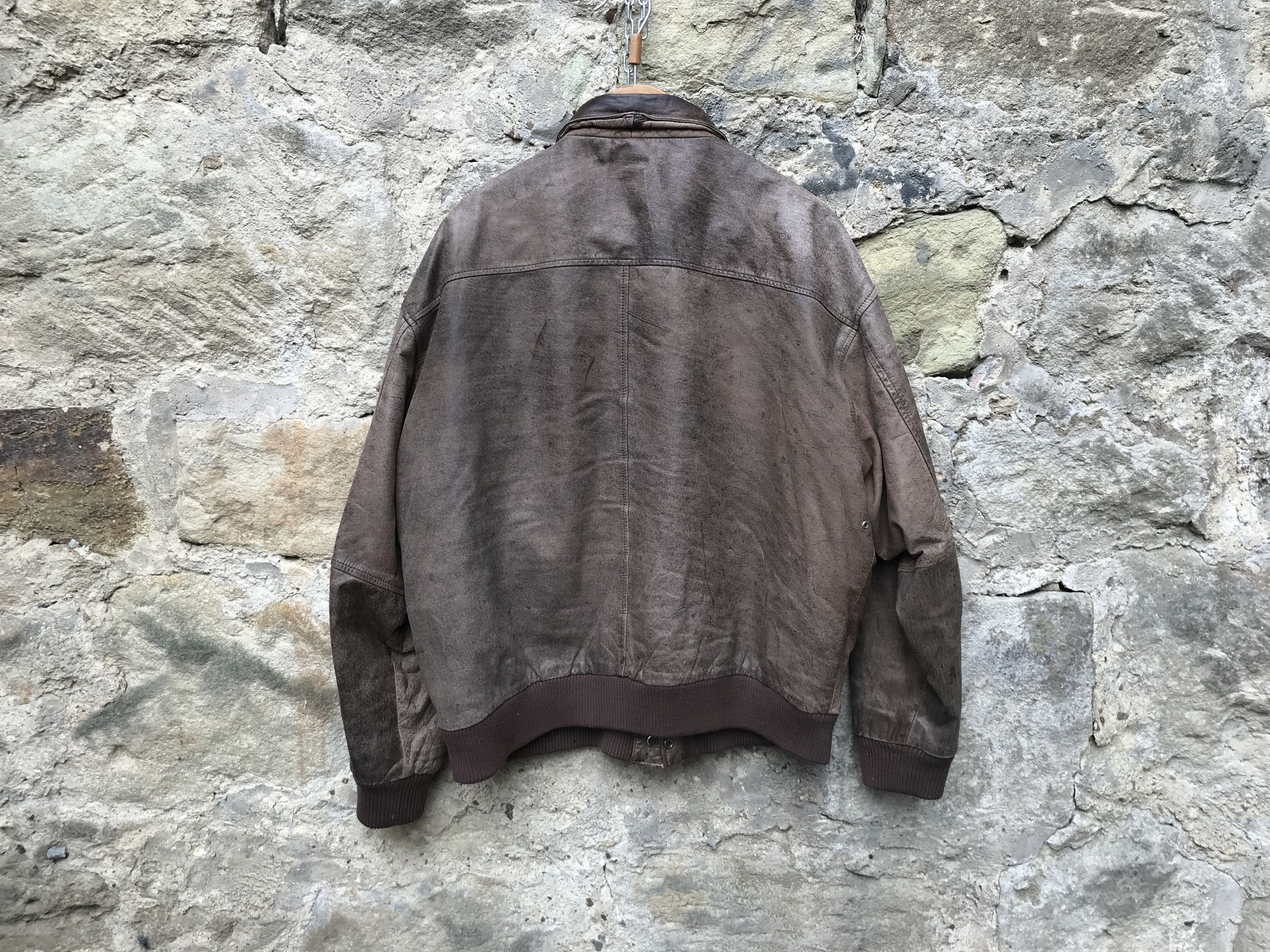 Vintage Vintage 90s Oversized Brown Distressed Leather Jacket Size US XXL / EU 58 / 5 - 7 Thumbnail