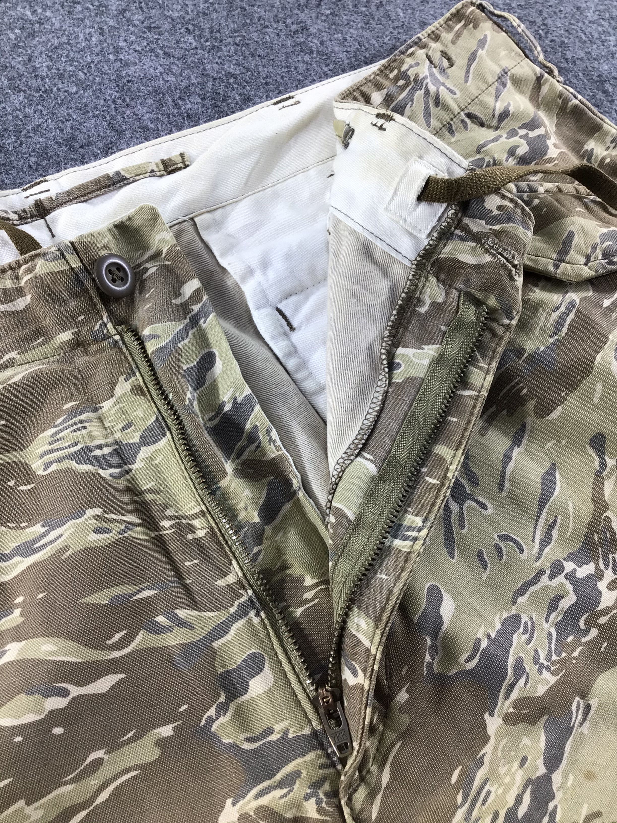 Uniqlo Uniqlo Camo Multi Pocket Cargo Pant-J142 Size US 38 / EU 54 - 5 Thumbnail