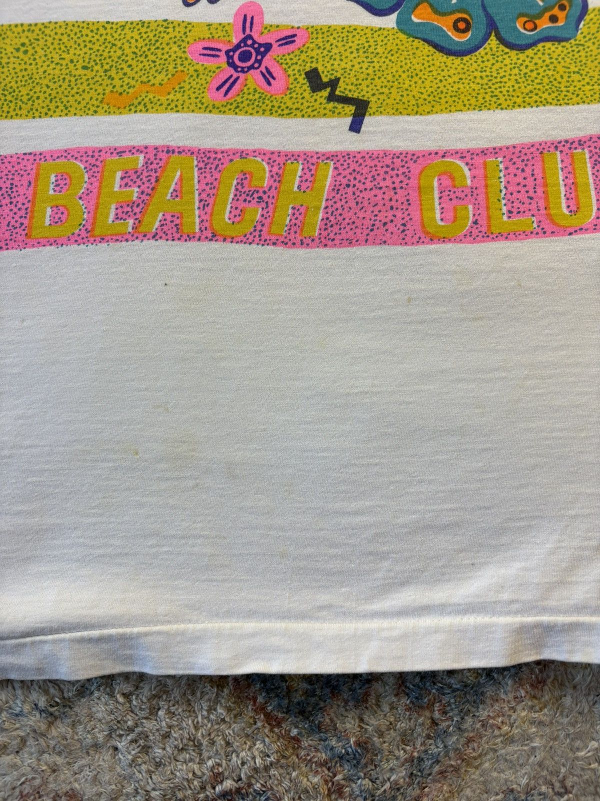 Vintage Vintage Summer Beach Club Flowers T-shirt Large Size US L / EU 52-54 / 3 - 5 Thumbnail