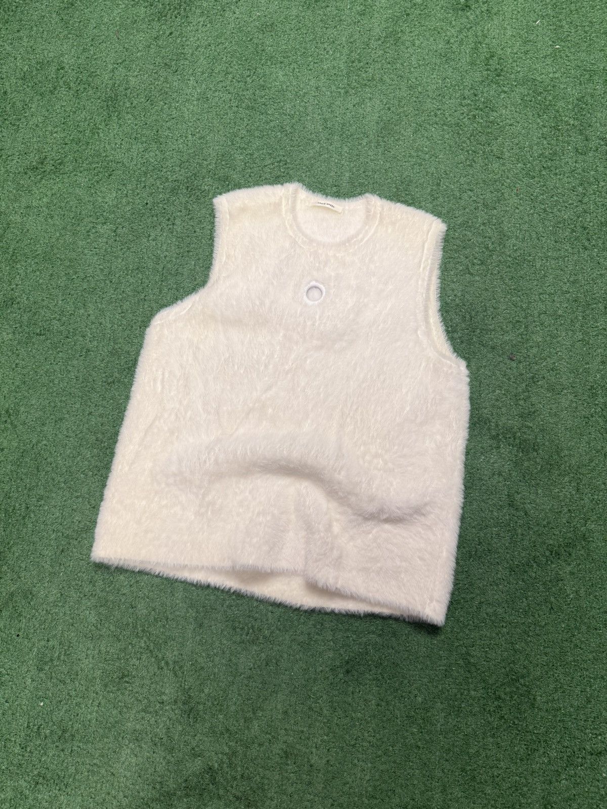 Craig Green White Craig green fur vest sized x large Size US XL / EU 56 / 4 - 1 Thumbnail