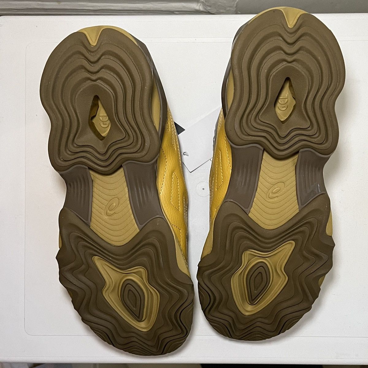 Asics × Kiko Kostadinov Kiko Kostadinov x Asics GEL-TEREMOA Size US 9 / EU 42 - 4 Thumbnail