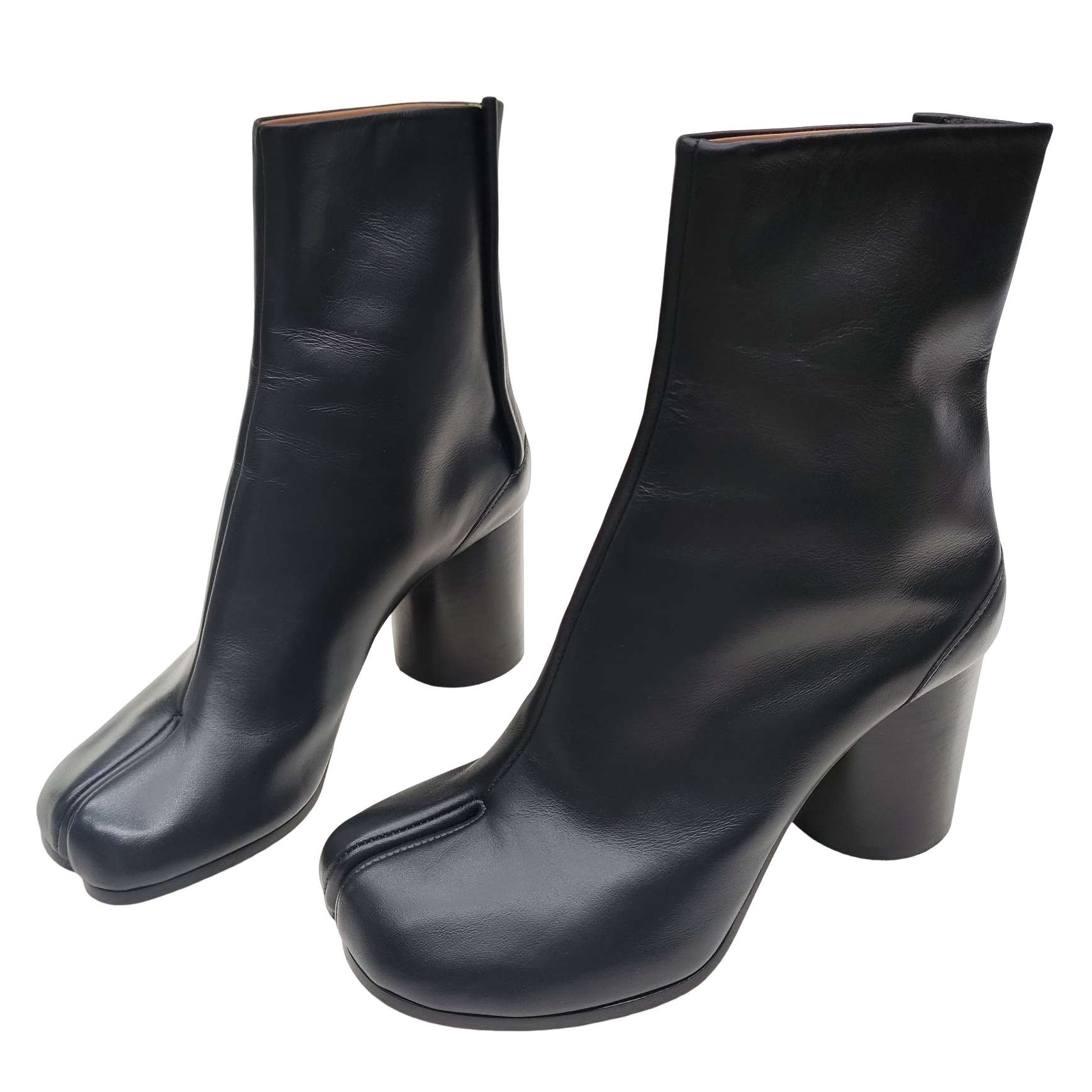 Maison Margiela Maison Margiela Black Tabi Boots Size 36 Size US 6 / IT 36 - 1 Thumbnail