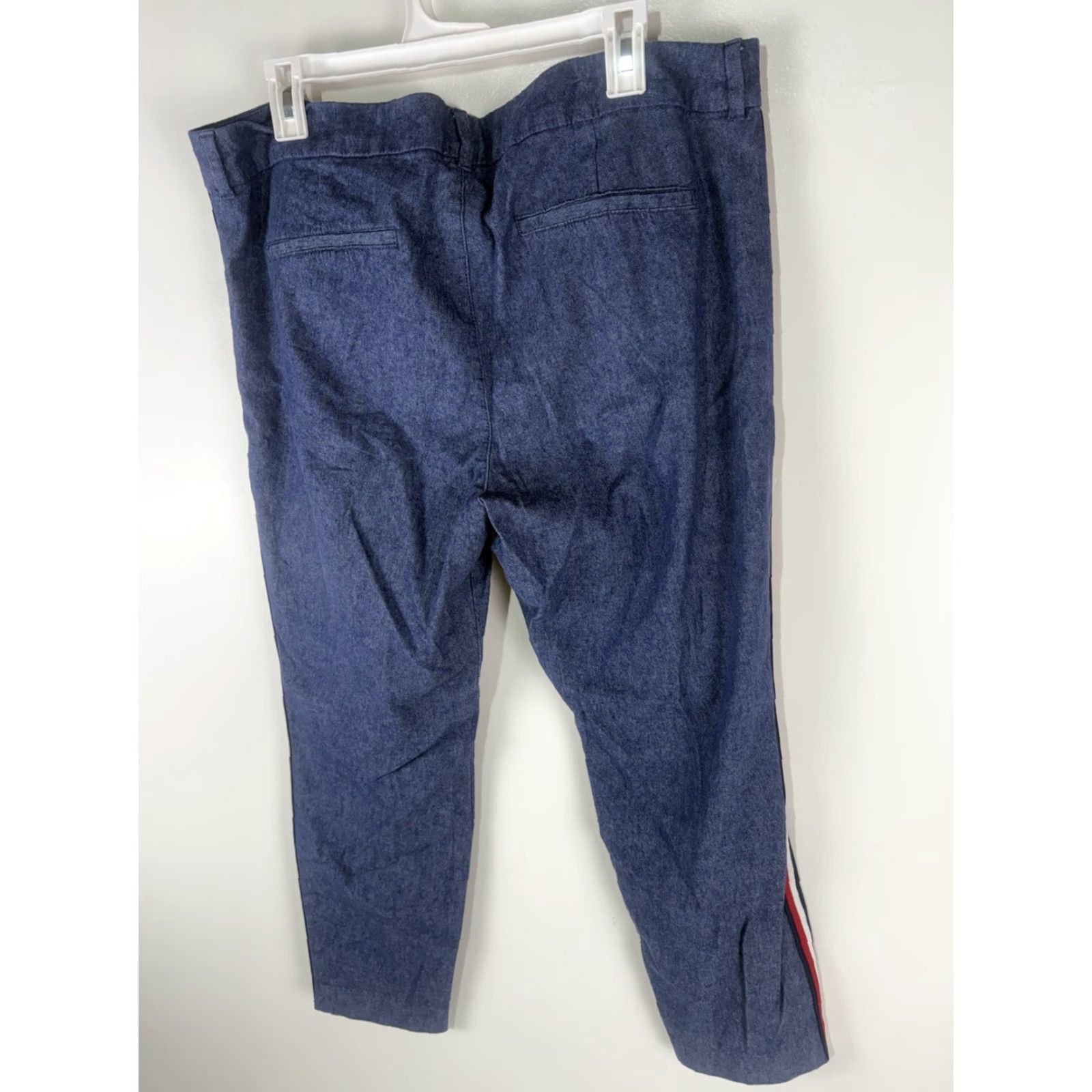 Old Navy Old Navy Medium Wash Pixie Ankle Jeans Womens Size 16 Blue Denim Size 38" / US 16 / IT 52 - 5 Thumbnail