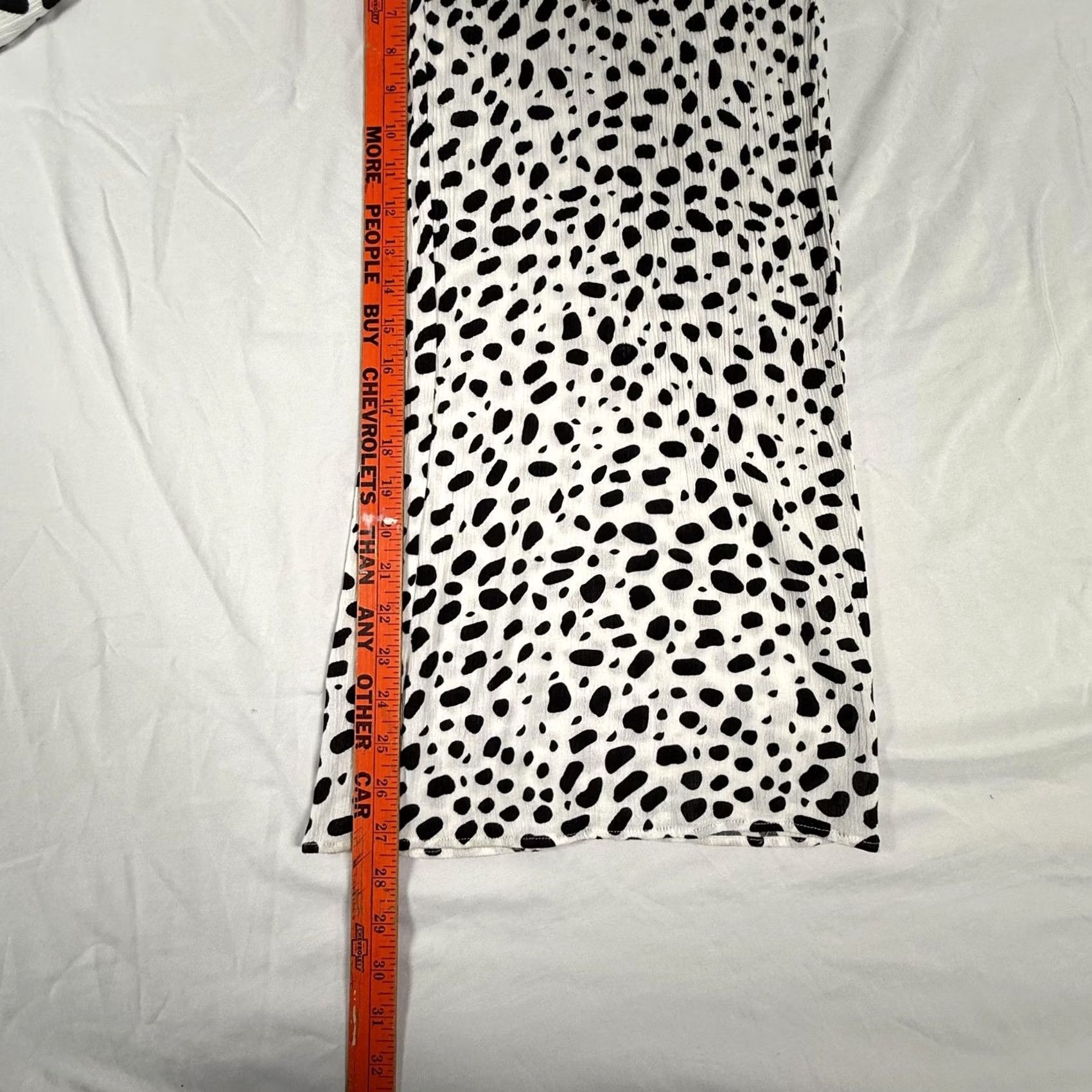 Vintage VINTAGE Boho Chic Pants Dalmatian Print Wide Leg Pull On Tie Waist Resort Vacation Women L Large White Dalmatian Animal Print Pants Womens Size 36" / US 14 / IT 50 - 7 Thumbnail