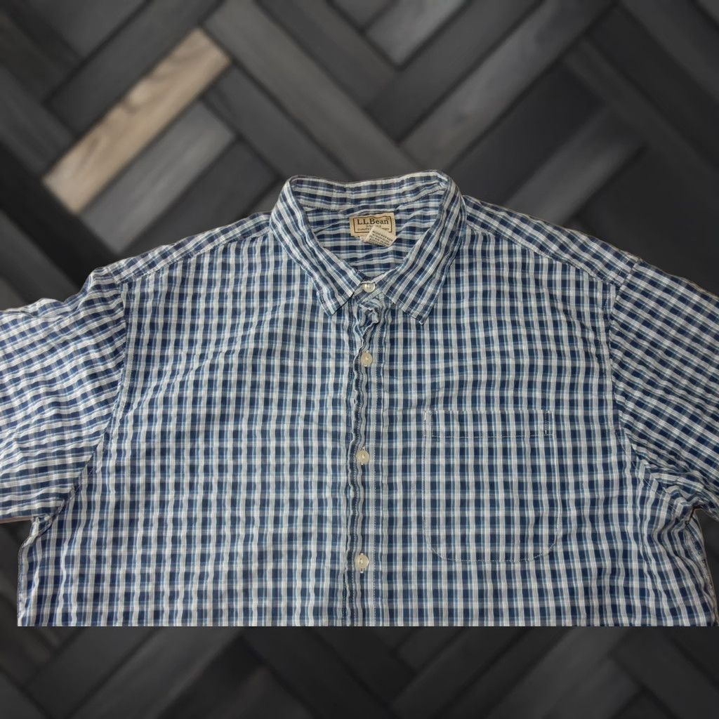 Vintage L.L. Bean Mens Short Sleeve Button-Up Shirt LT Blue Cotton Big & Tall Size US L / EU 52-54 / 3 - 1 Thumbnail