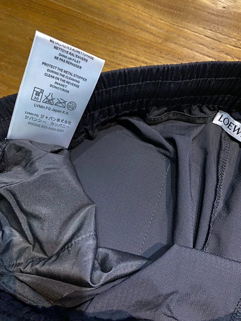 Loewe LOEWE sizeXL Thin sportswear pants with black comfortable q Size 28" / US 6 / IT 42 - 4 Thumbnail