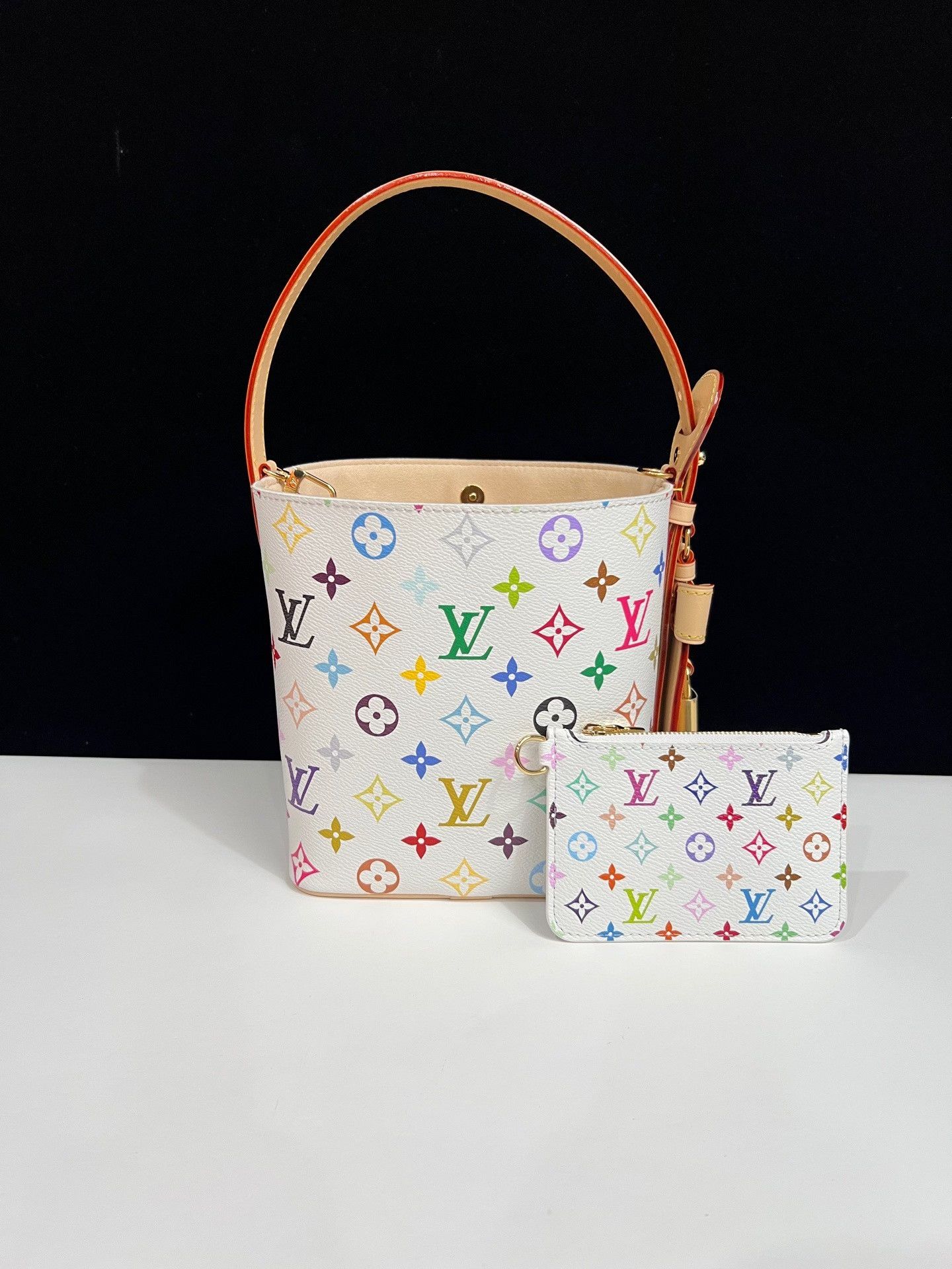 Louis Vuitton Pre-loved Bag Very good condition Size ONE SIZE - 1 Thumbnail