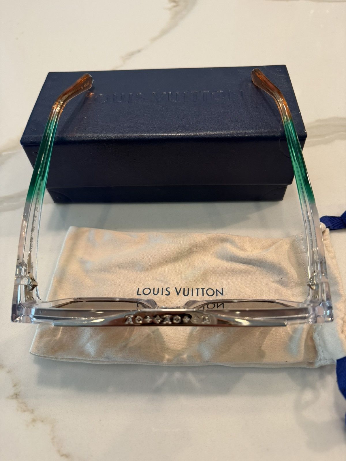 Louis Vuitton Louis vuitton 1.1 evidence sunglassss!! Size ONE SIZE - 2 Thumbnail