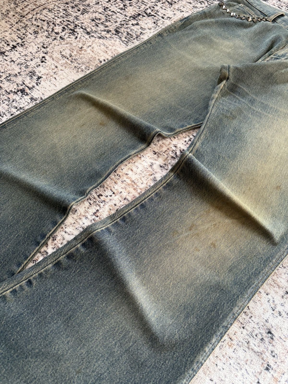 If Six Was Nine Livre Claire Japan Muddy Wash Studded Flared Jeans Size US 32 / EU 48 - 8 Thumbnail