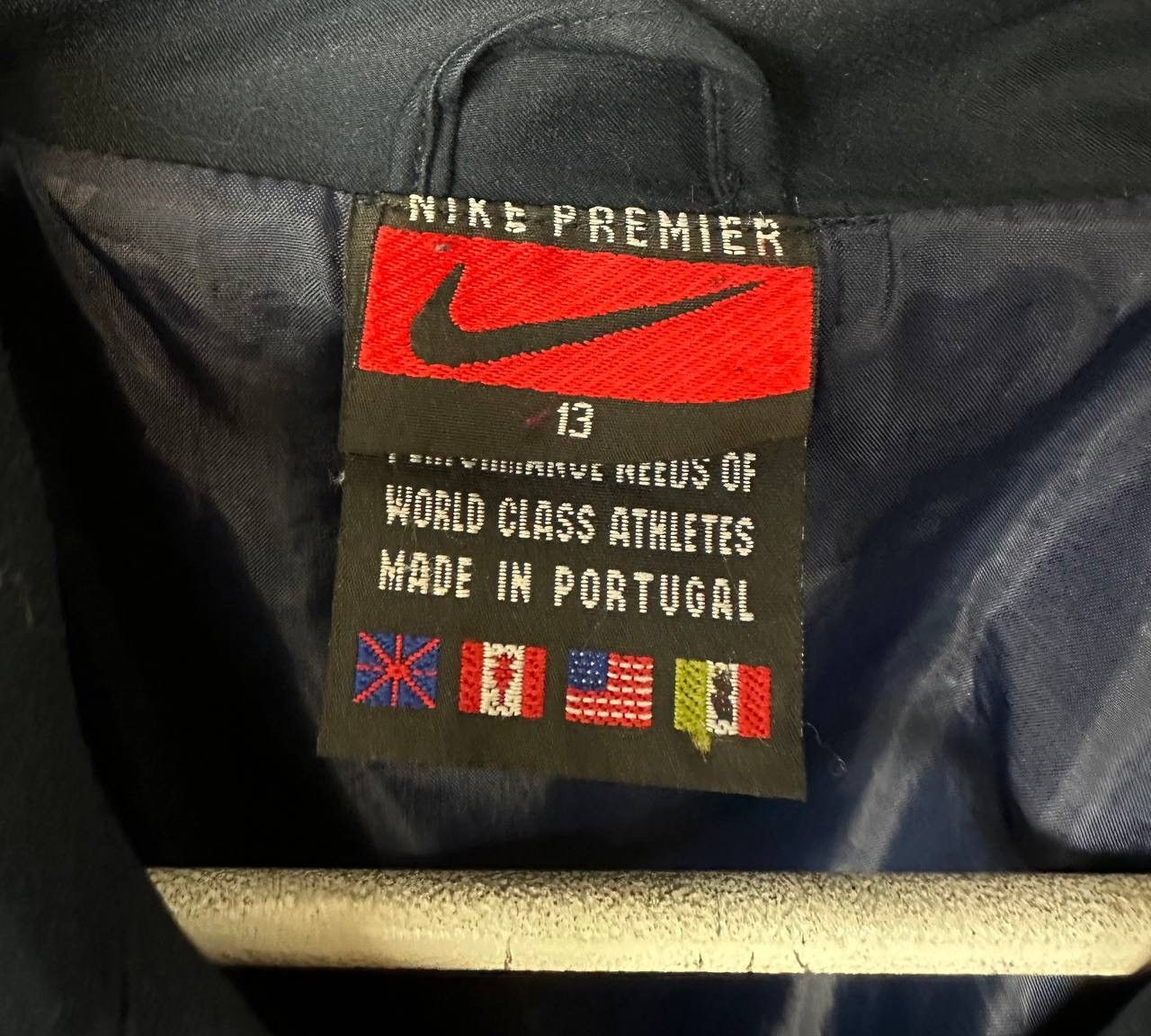Vintage Vintage Nike Premier track jacket light swoosh size Large Size US L / EU 52-54 / 3 - 7 Thumbnail