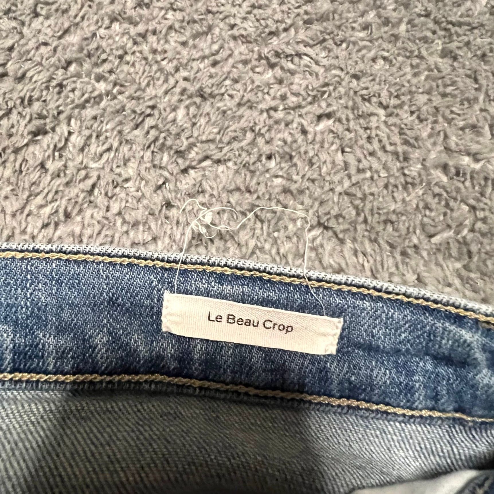Frame FRAME Frame Jeans Womens 24 Le Beau Crop Light Wash Distressed Raw Hem Women XS? Size 42" / US 20 - 6 Thumbnail