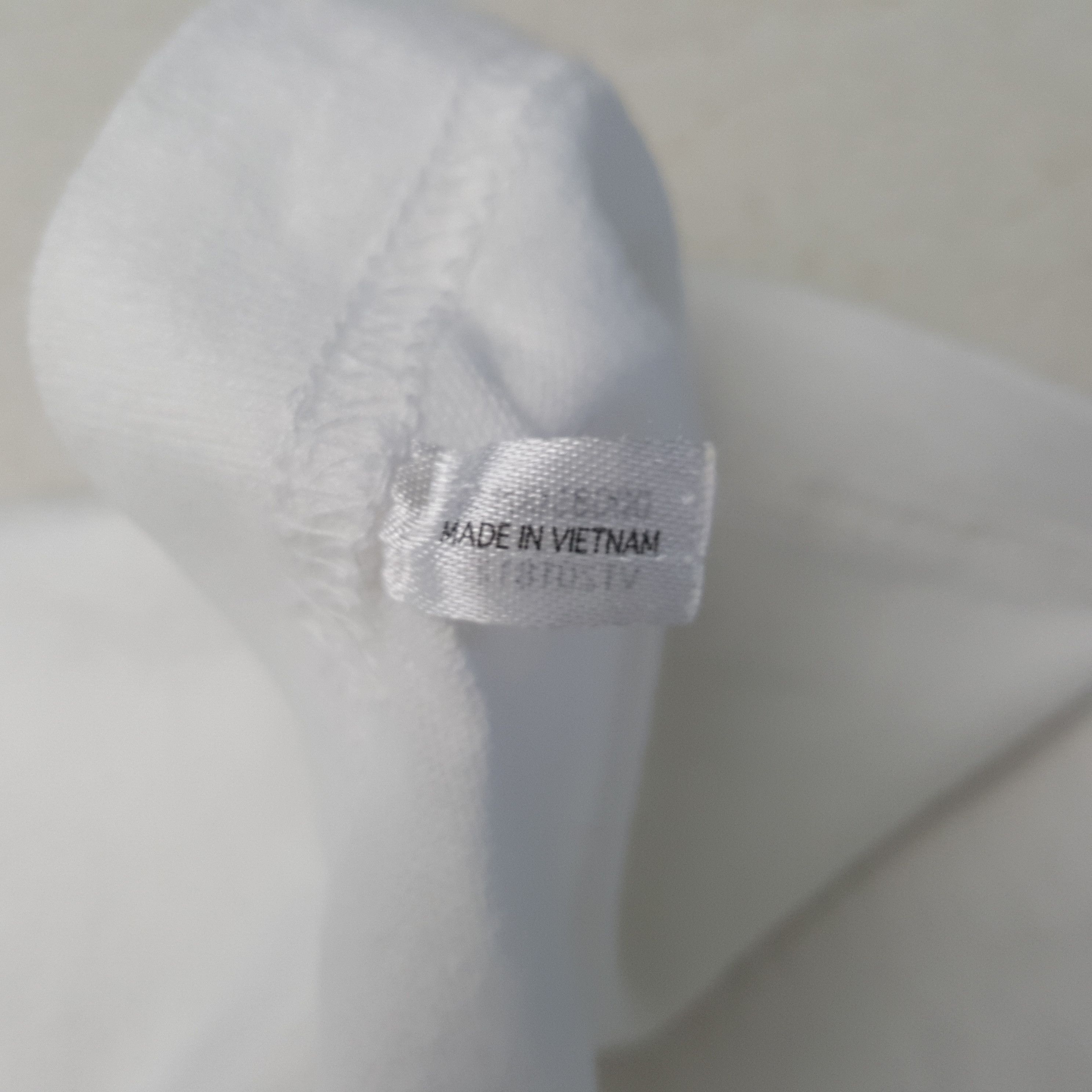 Sergio Tacchini Sergio Tacchini Big Logo Design Tshirt RR15 Size US L / EU 52-54 / 3 - 10 Thumbnail