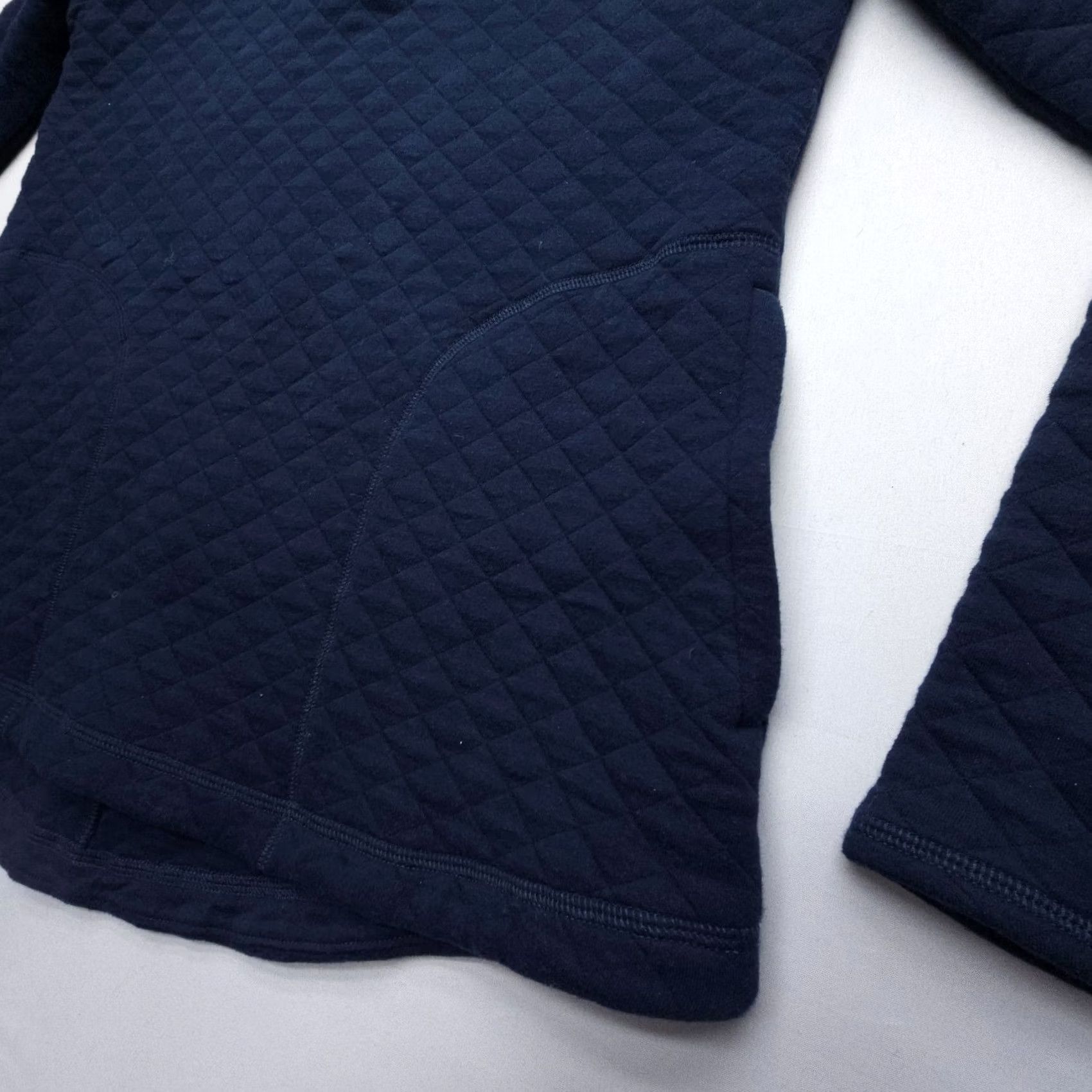 Vintage Duluth Quilted Sweatshirt Pullover Womens Small Blue Hiking Work Travel Sweatshirt Size S / US 4 / IT 40 - 6 Thumbnail