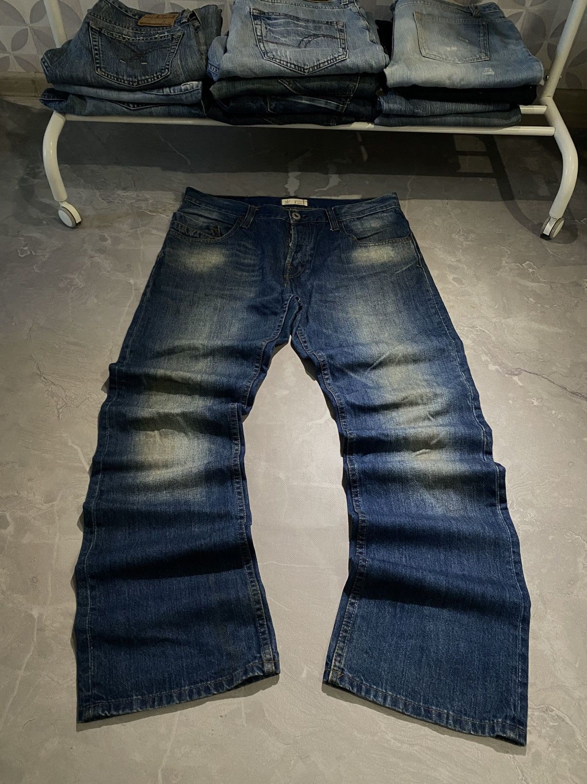 Vintage Flare Fit Denim Heavy Wash Distressed Underground Vibe Size US 34 / EU 50 - 1 Thumbnail
