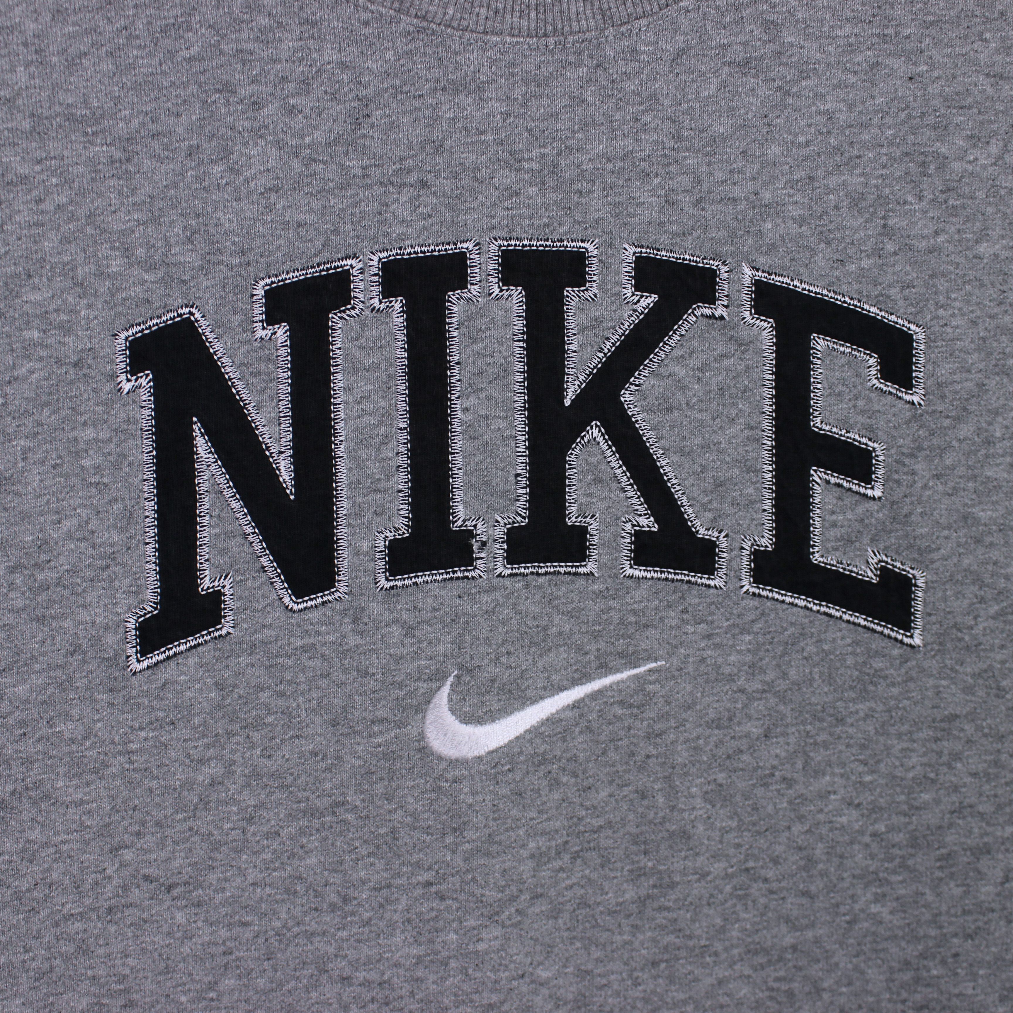 Nike Nike sweatshirt centr logo S cotton gray Size US S / EU 44-46 / 1 - 9 Thumbnail