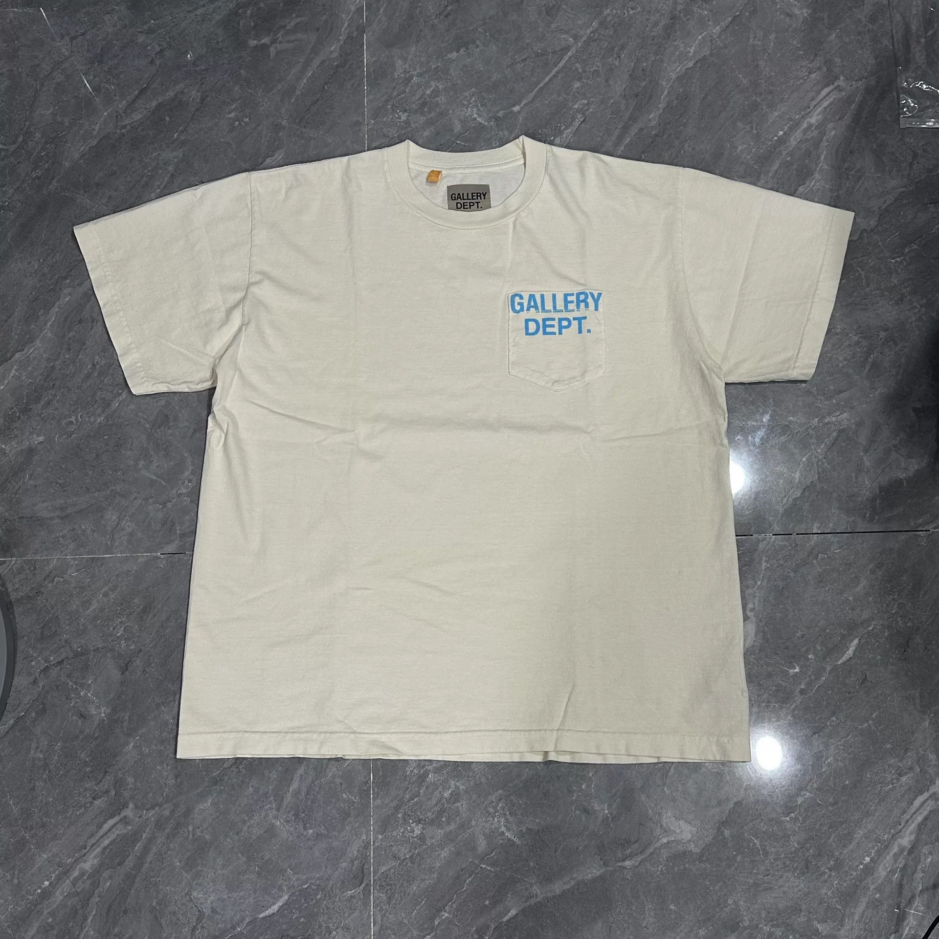 Gallery Dept. Gallery Dept Cream White Pocket Tee Size US L / EU 52-54 / 3 - 1 Thumbnail
