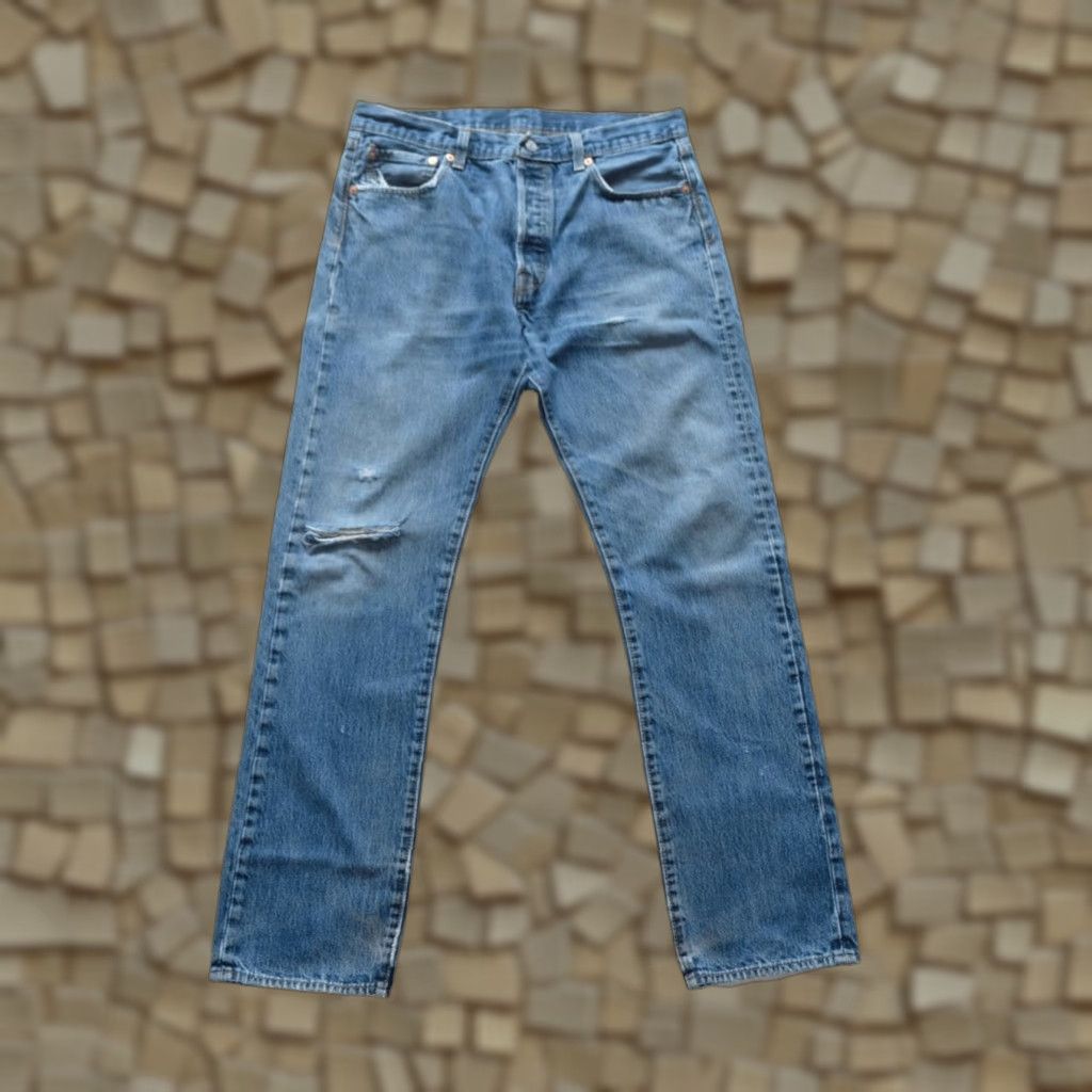 VINTAGE Levi's LEVIS STRAUSS 501 VTG Y2K BLUE JEANS Distressed Button Fly Cotton SZ 34x34 Mens Jeans