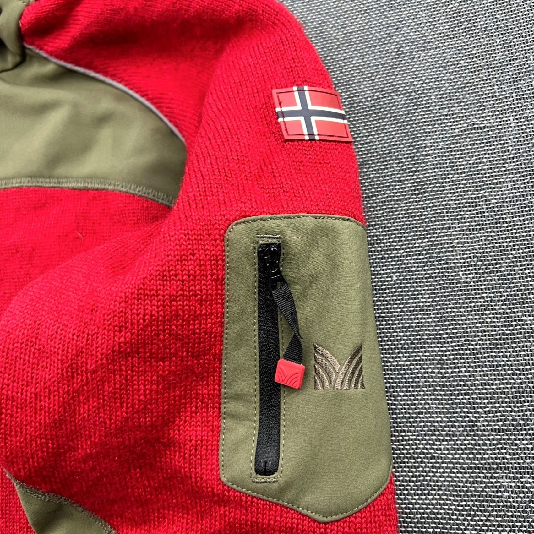 Dale Of Norway Dale Of Norway Gautefall Windstopper Wool Jacket Womens XL Full Zip Weatherproof Hoodie Wind-Resistant Multicolor Long Sleeve Zip Jacket Womens XL Size XL / US 12-14 / IT 48-50 - 6 Thumbnail