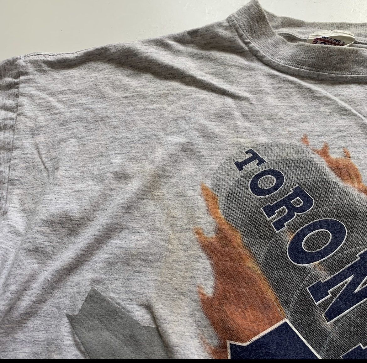 NHL Vintage 1990s Toronto Maple Leafs NHL Graphic T Shirt XL Size US XL / EU 56 / 4 - 3 Thumbnail