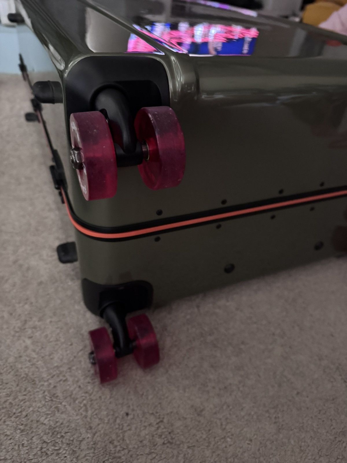 Other Floyd Check In Luggage Green Size ONE SIZE - 3 Thumbnail