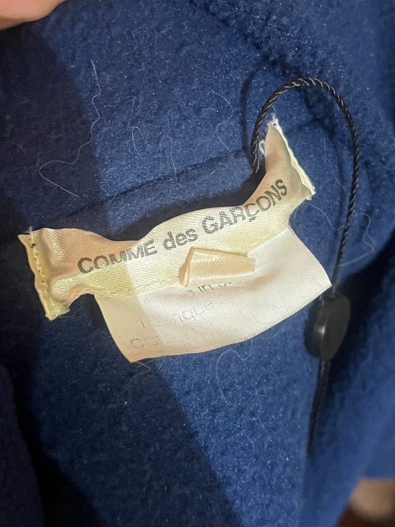 Comme des Garcons Comme Des Garcons Irregular long-sleeved flannel jacket co Size M / US 6-8 / IT 42-44 - 4 Thumbnail