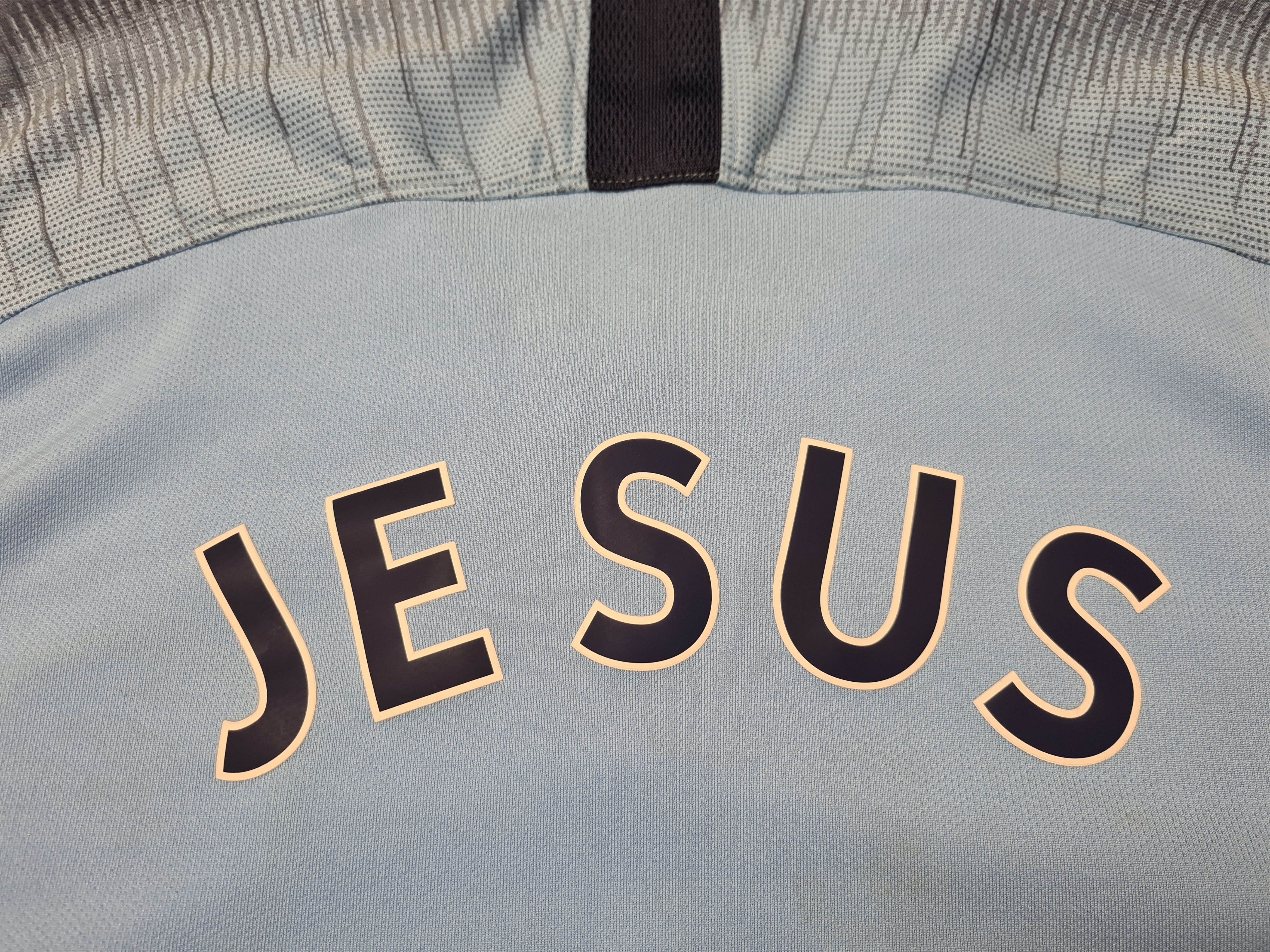 Nike MANCHESTER CITY 2018 2019 JESUS HOME FOOTBALL SOCCER JERSEY Size US L / EU 52-54 / 3 - 5 Thumbnail