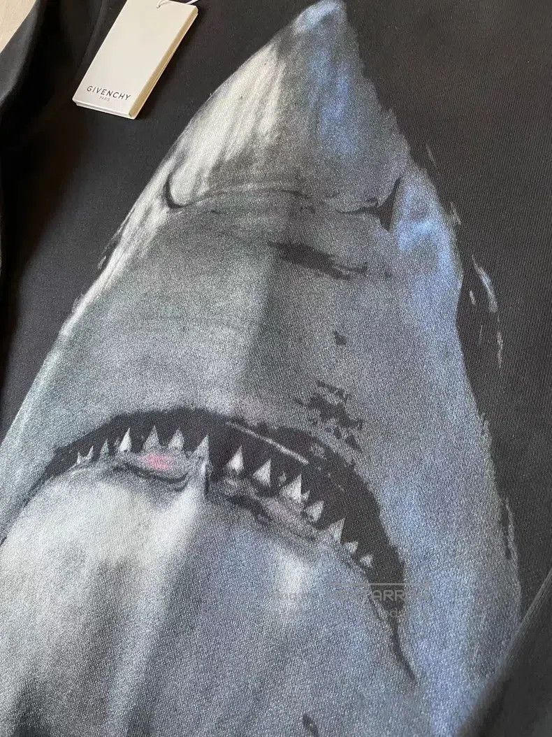 Givenchy Givenchy Long Sleeve T-Shirt Sweatshirt Size US XS / EU 42 / 0 - 4 Thumbnail
