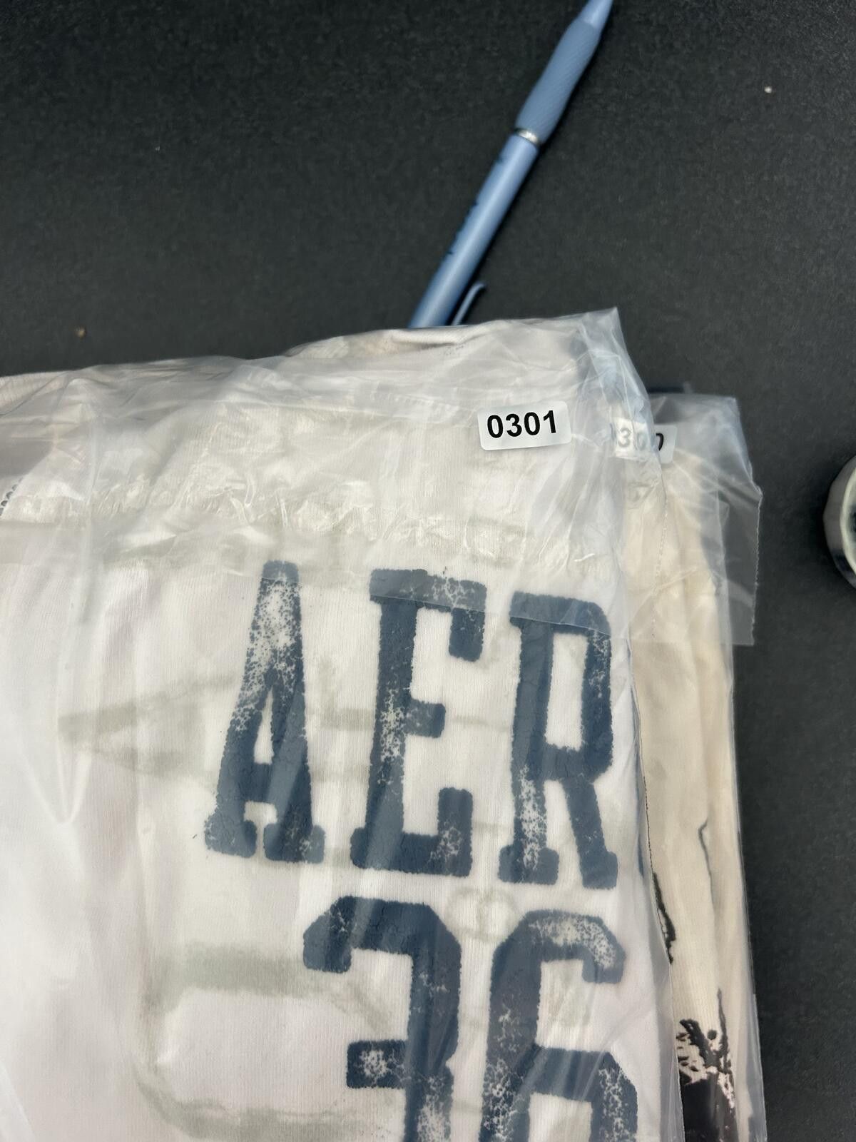 Aeropostale Sick Y2k Aeropostale Aero White Zip-Up Hoodie size XL Size US XL / EU 56 / 4 - 7 Thumbnail