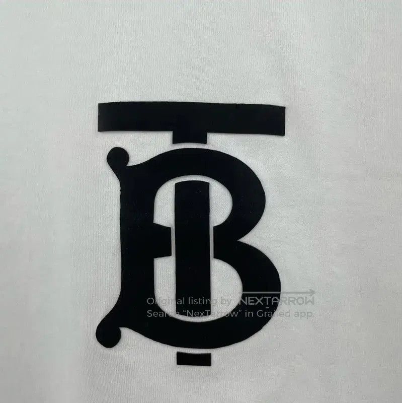 Burberry Burberry White Cotton Short Sleeve T-Shirt. Size US XS / EU 42 / 0 - 3 Thumbnail