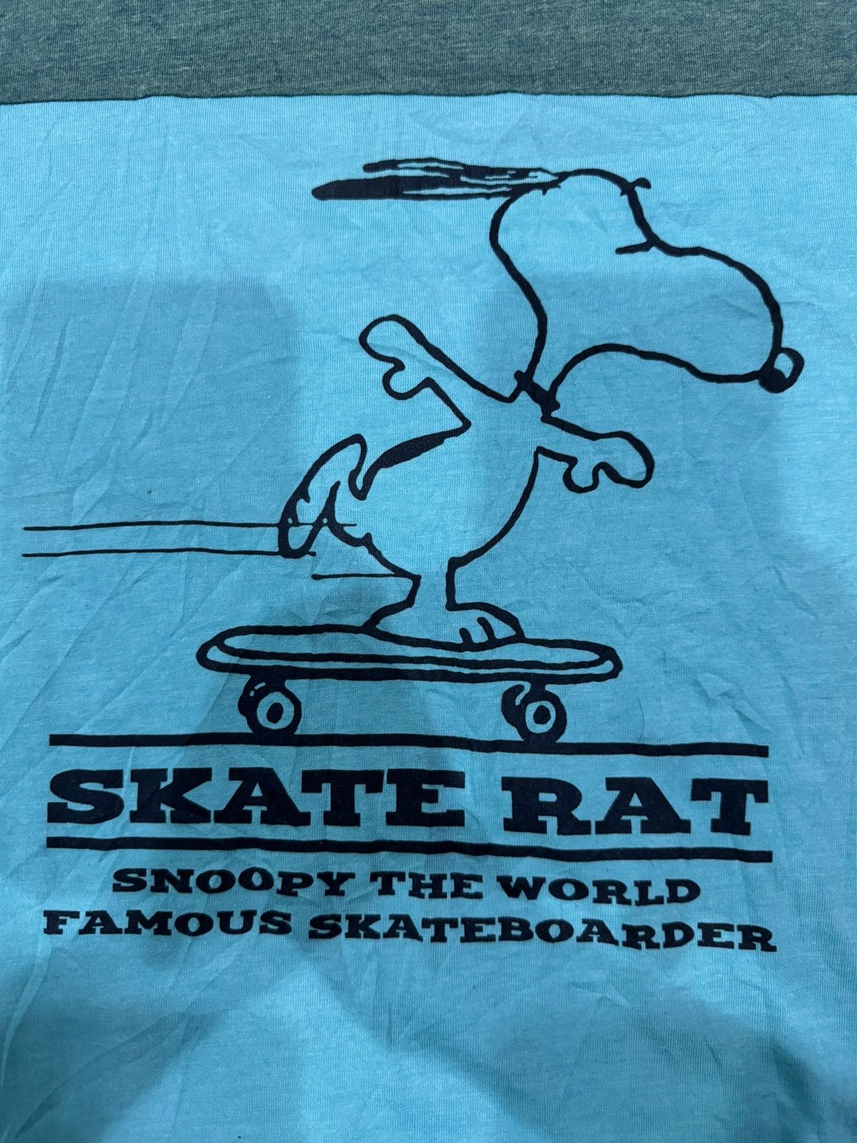 Peanuts UT Skate rat Snoopy the world famous skateboarder x Uniqlo Size US L / EU 52-54 / 3 - 2 Thumbnail