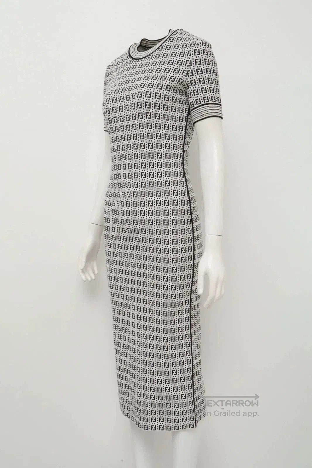 Fendi fendi short-sleeve printed dress. Size US 32 / EU 48 - 2 Thumbnail