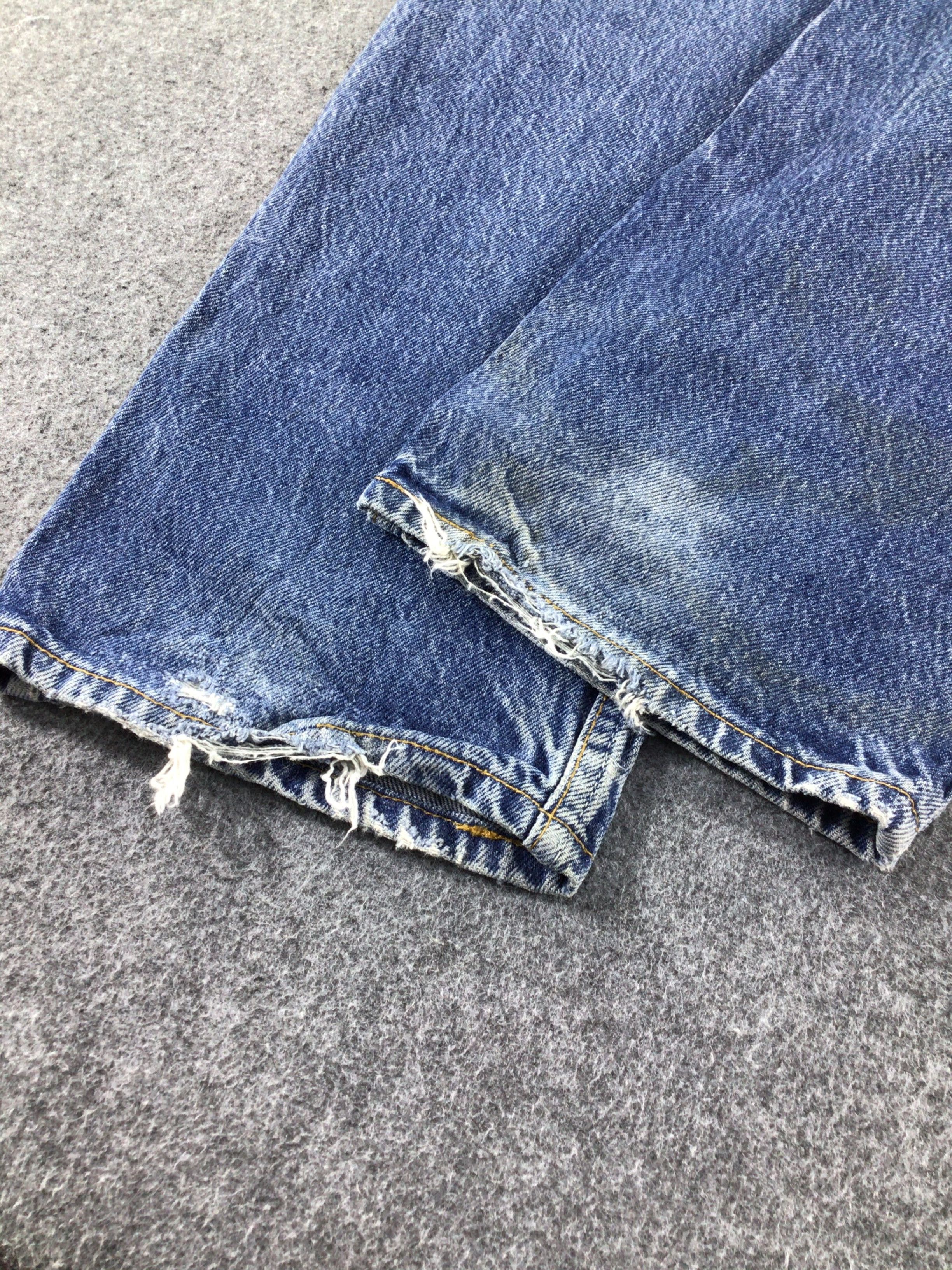 Levi's Faded Blue Vintage Levis 505 Jeans Distressed Denim -J469 Size US 36 / EU 52 - 7 Thumbnail