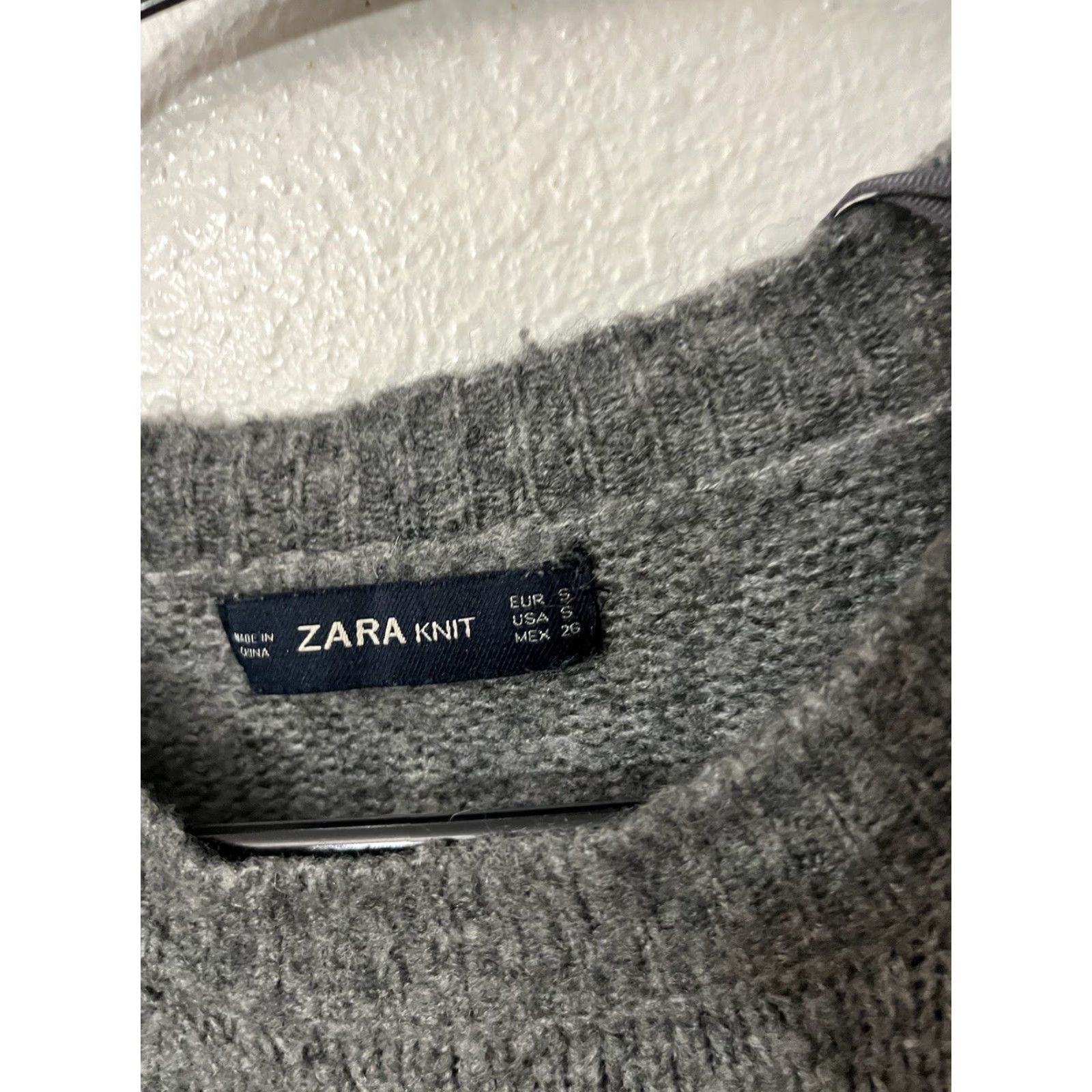 Zara ZARA Sweater Adult Small Gray Knit Crew Neck Pullover Acrylic Blend Check Pattern Womens Size S / US 4 / IT 40 - 3 Thumbnail