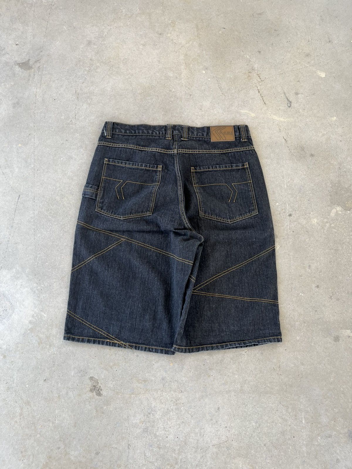 Karl Kani × Vintage Vintage Y2K Karl Kani Black Baggy Shorts Size US 36 / EU 52 - 2 Thumbnail